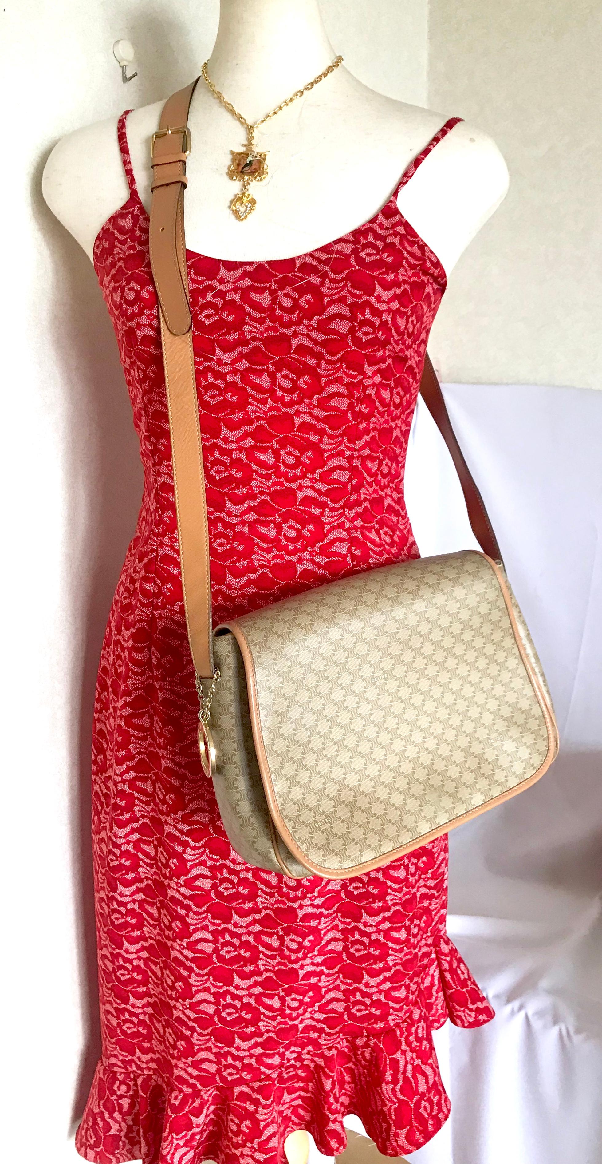 Vintage Celine beige macadam blaison pattern messenger bag with gold tone charm. For Sale 14