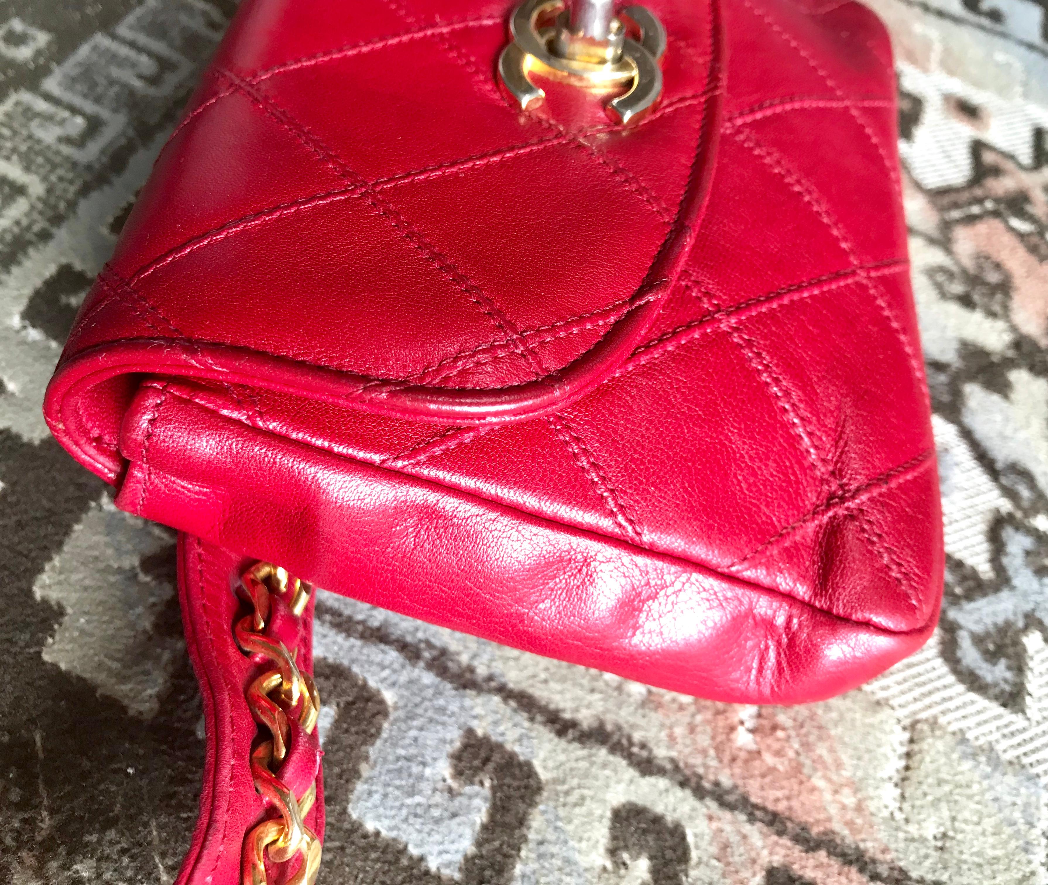 Vintage CHANEL 2.55 red calf belt bag, fanny pack with golden CC closure. Rare. For Sale 6