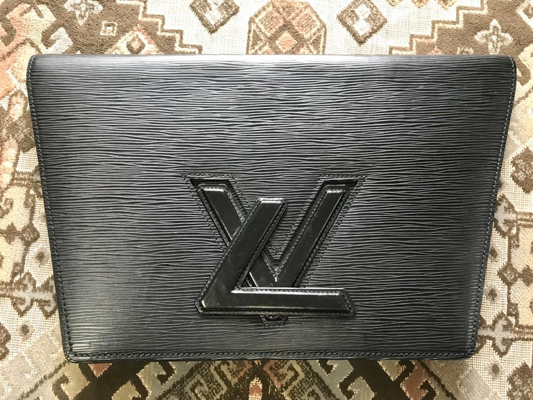 Authenticated Used LOUIS VUITTON Louis Vuitton Trapeze PM Clutch Bag M80166 Epi  Leather Black Second Evening Party 