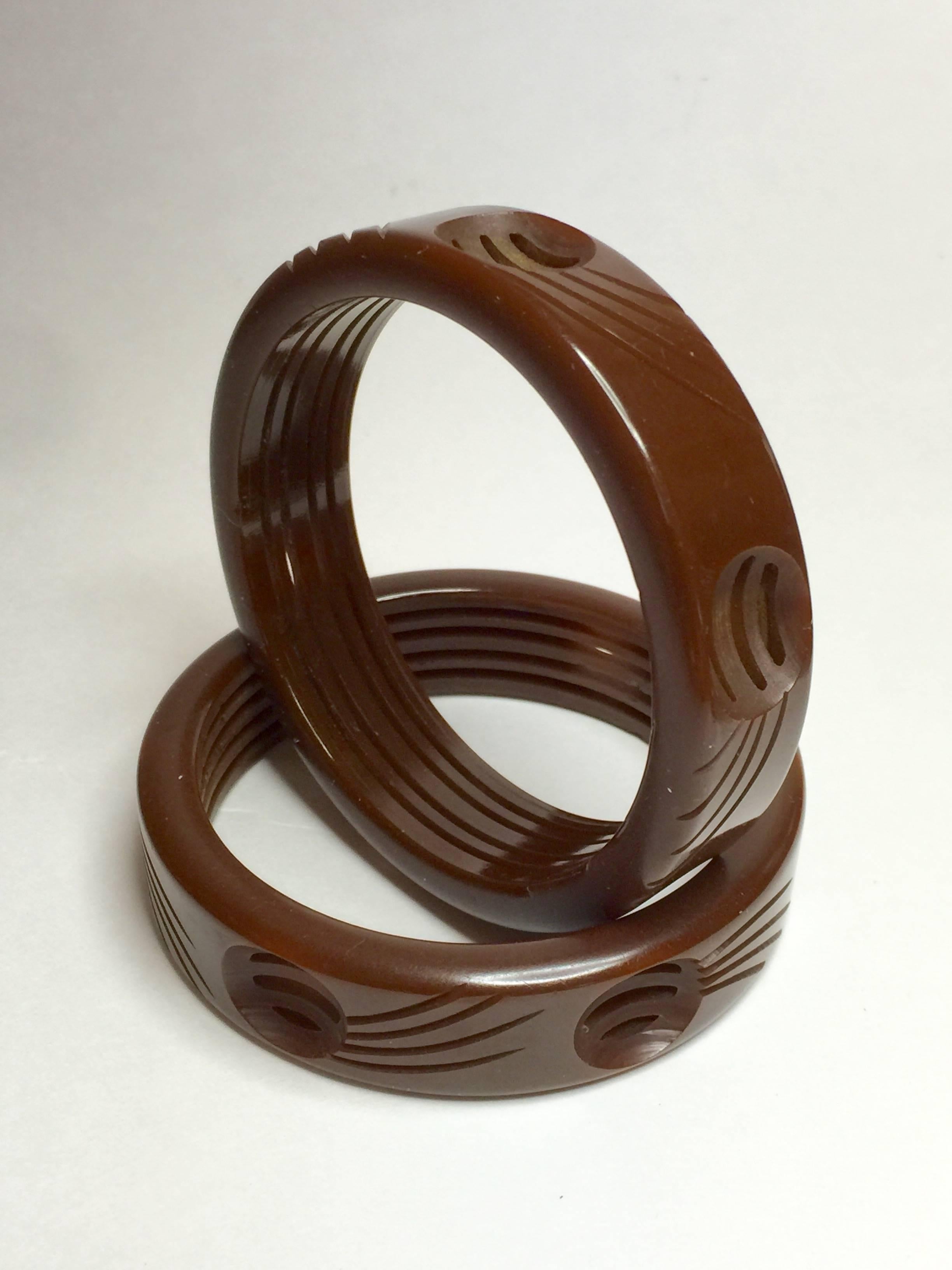 1930's Art Deco Brown Bakelite PAIR of Cut-out Unusual Bangle Bracelets In Excellent Condition In Palm Springs, CA