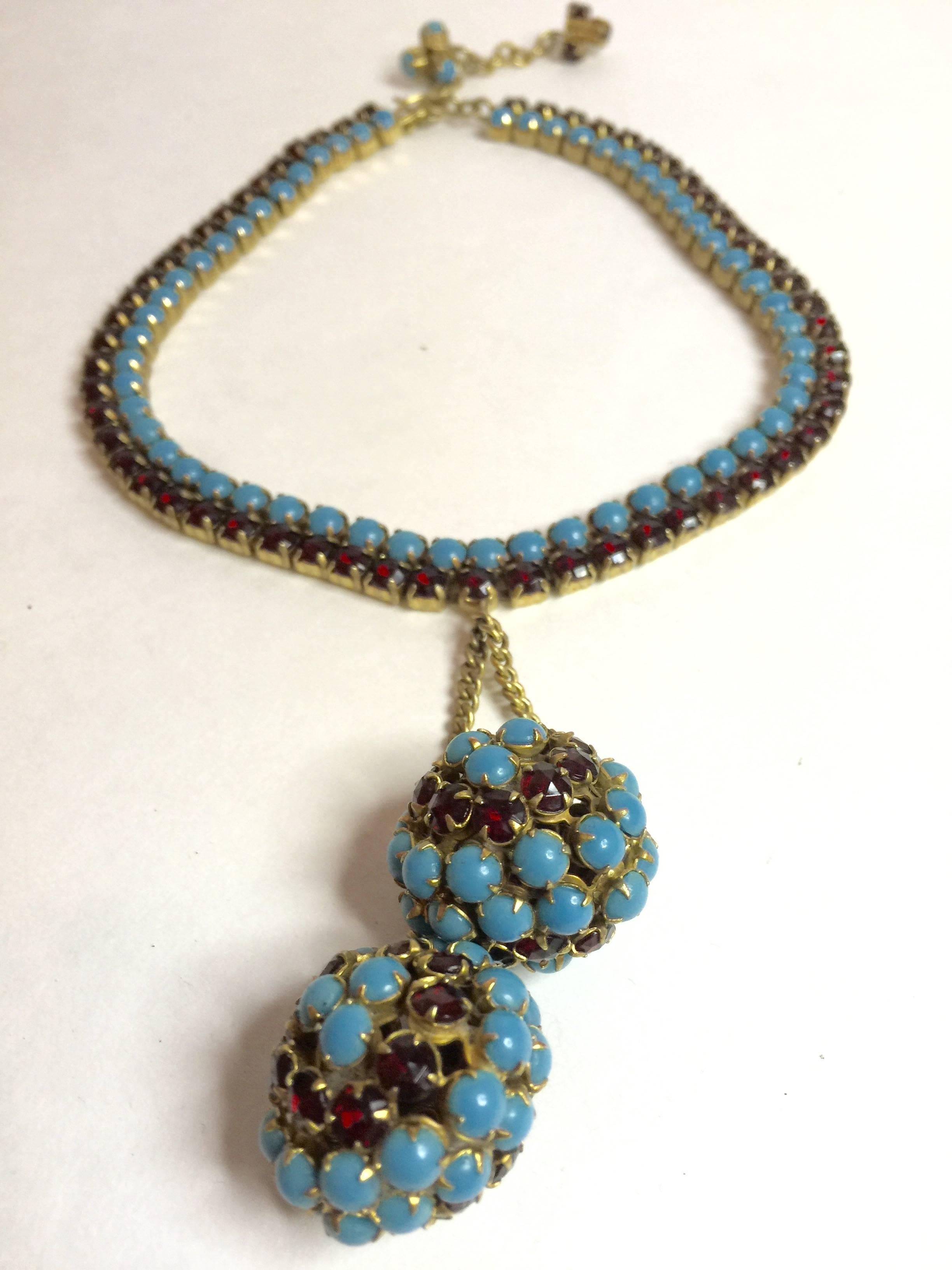 1950s HATTIE CARNEGIE Faux Turquoise Ruby Retro Style Double Ball Drop Necklace For Sale 2