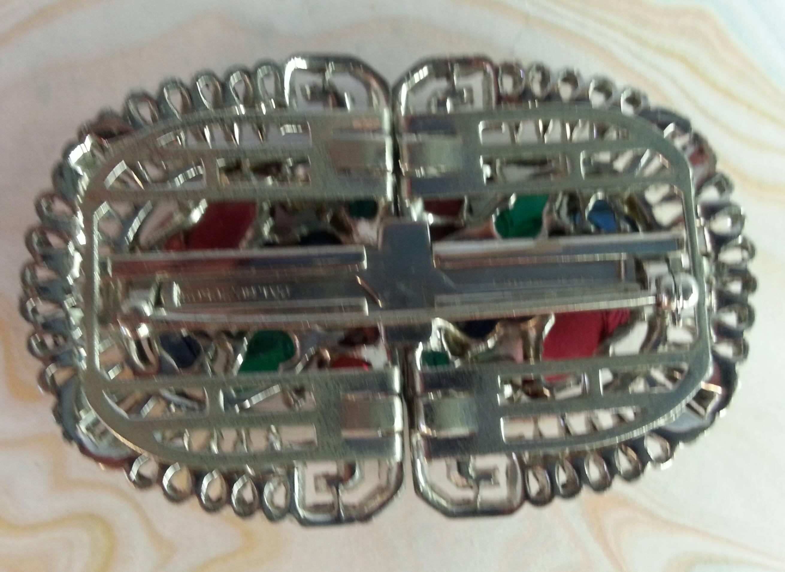 1930s TRIFARI RARE Fruit Salad DUETTE CLIP MATES Brooch/Clips/Pin In Excellent Condition For Sale In Palm Springs, CA