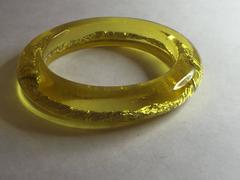 1970s Gold Foil Embedded Acrylic Apple Juice Bangle Bracelet