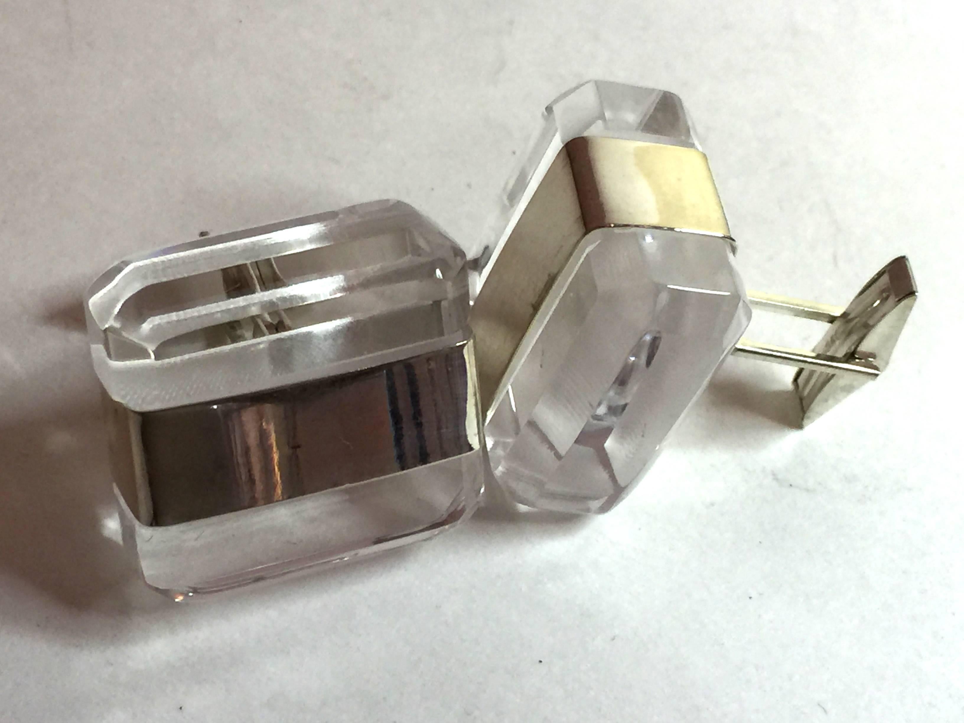 21st Century JUDITH HENDLER Ultra-cool ICY Acrylic Sterling Cufflinks In Excellent Condition For Sale In Palm Springs, CA