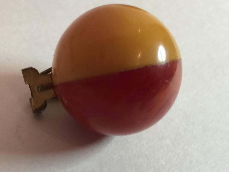 1930s Two Color Laminated Bakelite 3-D Circular Sphere Red and Cream ...