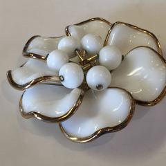 1950s TRIFARI Poured Milk Glass Bezel Set Circular Petalled Flower Pin Brooch