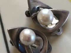 1960s Esther LEWITTES Mid Century Modern Sterling Pearl Clip Earrings