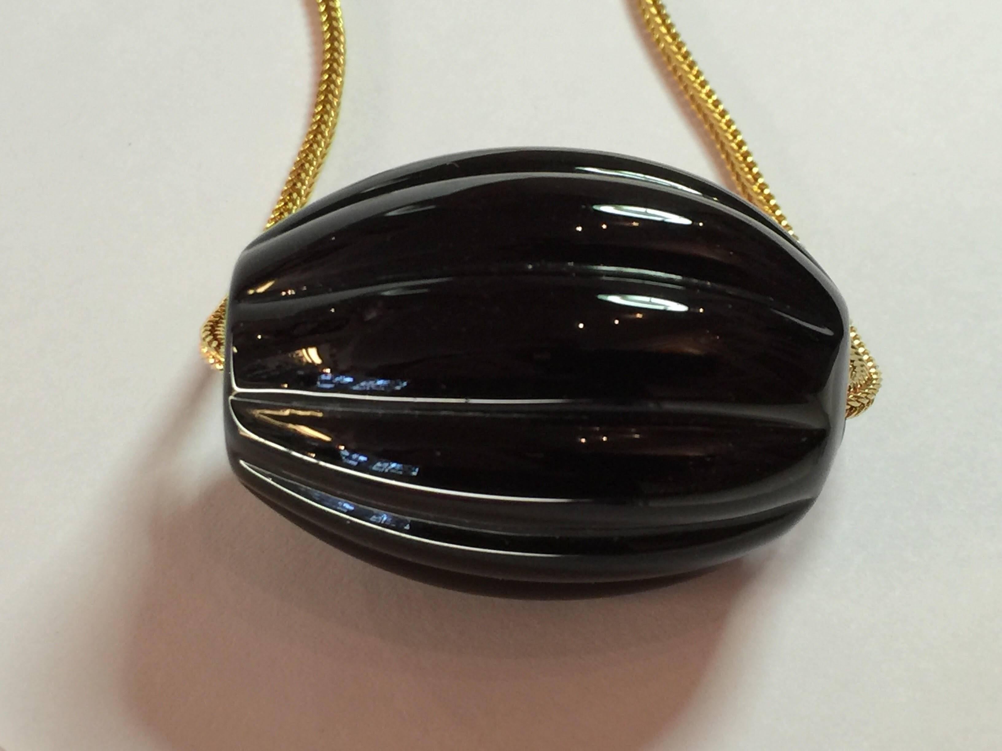 1970's William deLillo Modernist Ribbed Black Glass Egg Slide Necklace In Excellent Condition For Sale In Palm Springs, CA