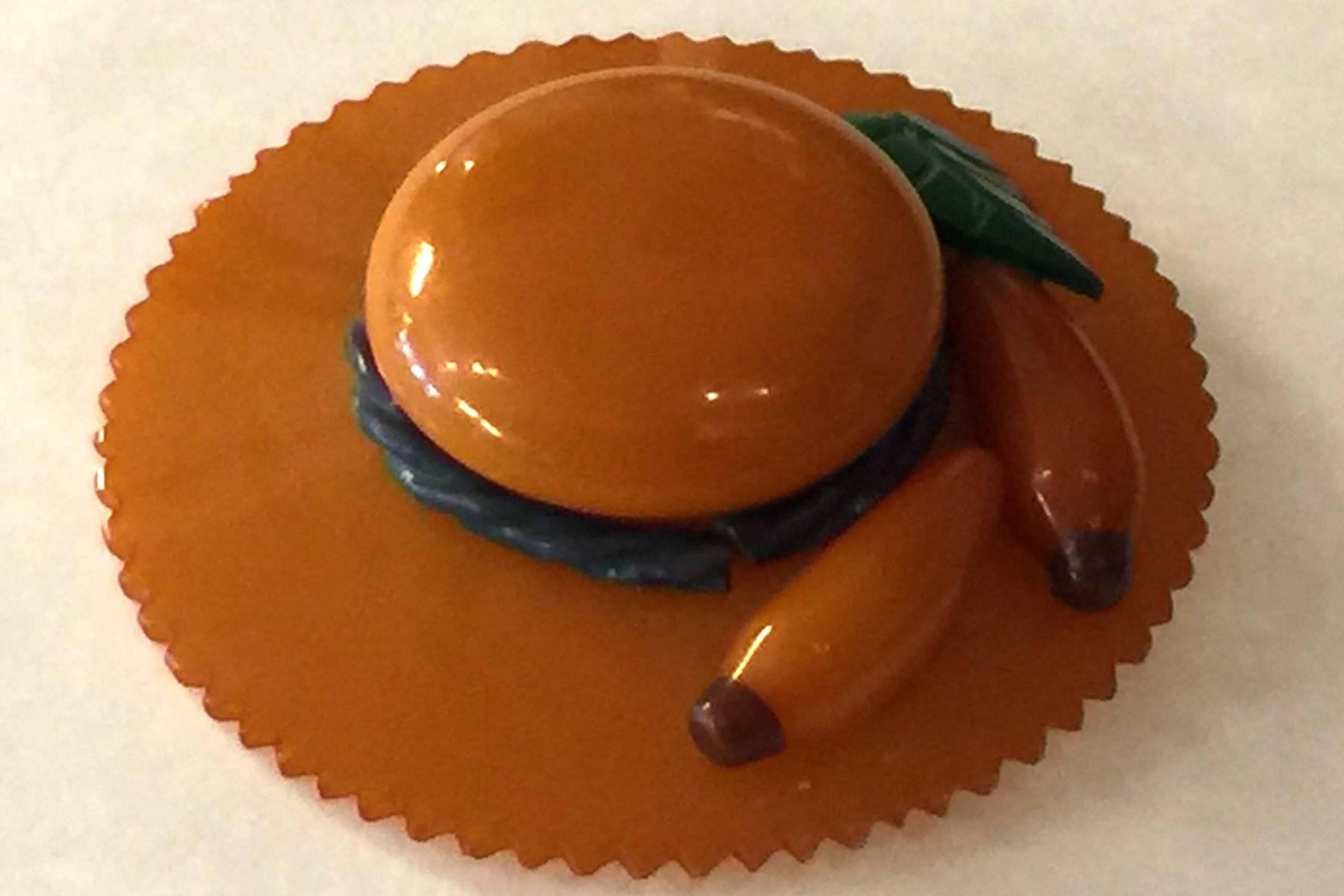 1930s Butterscotch Bakelite Figural Hat Brooch/Pin with Figural Bananas Detail For Sale 3