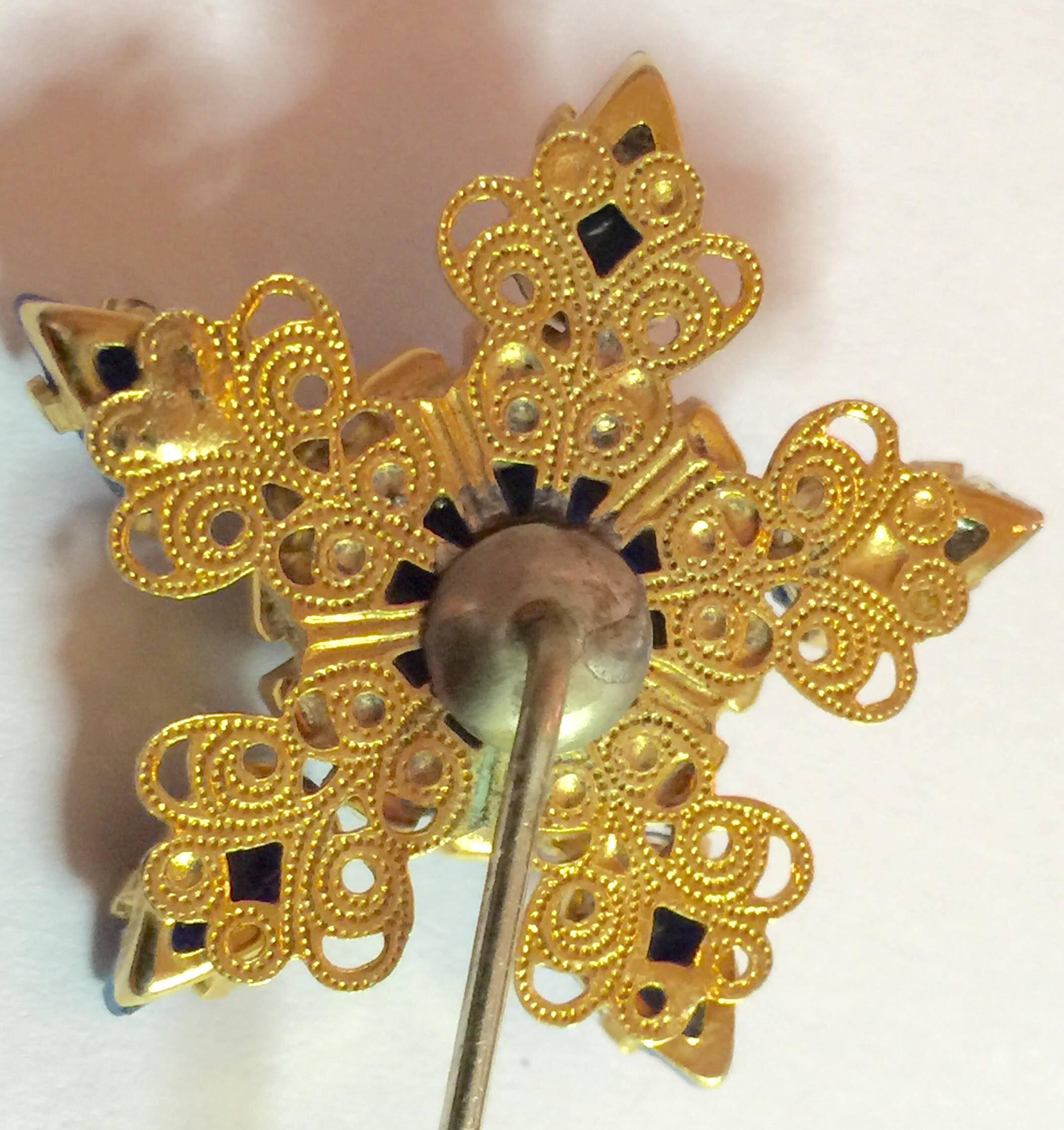 1970s DeLillo Faux Lapis Star Shaped Jabot style Hat Pin Brooch In Excellent Condition For Sale In Palm Springs, CA