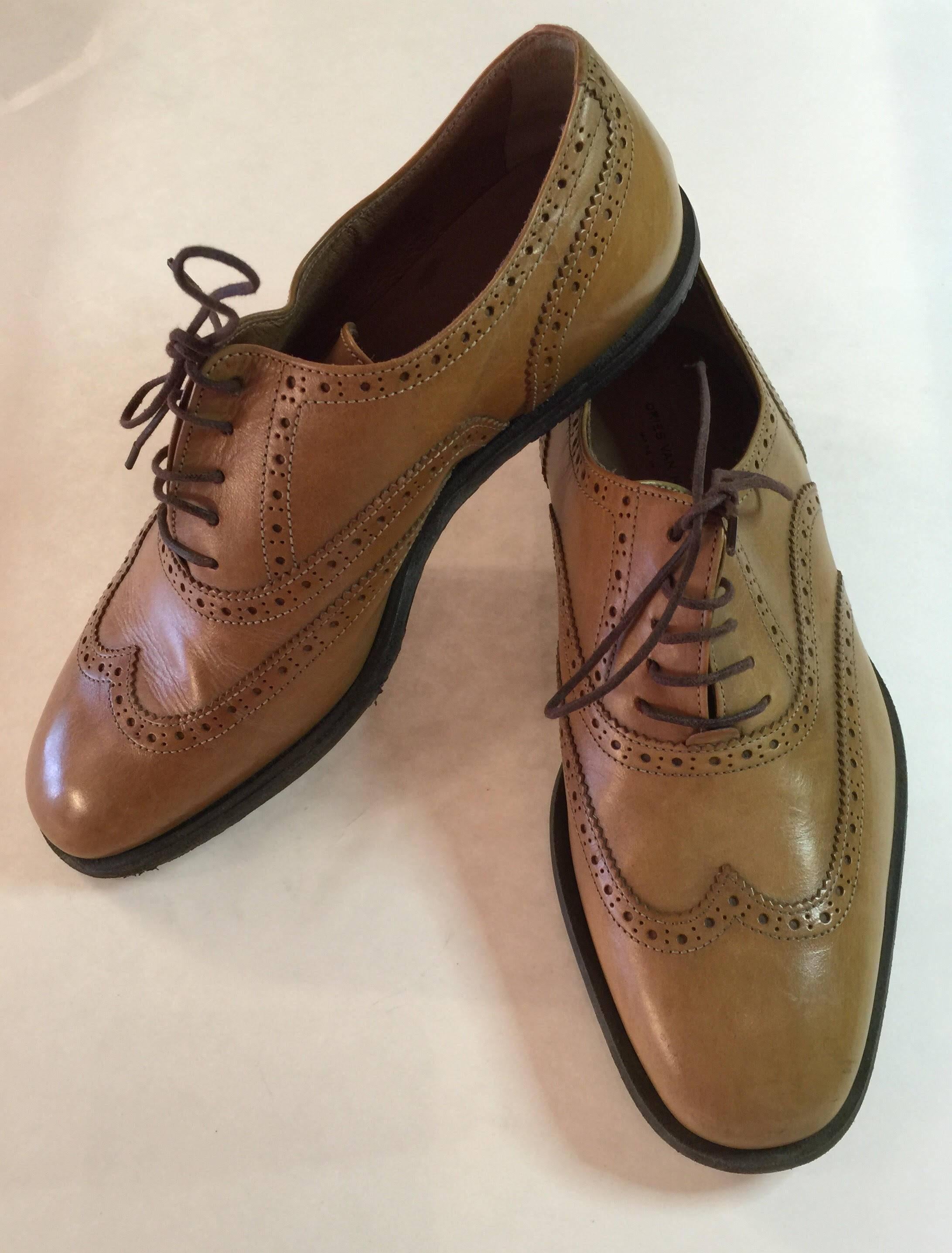 These camel Italian leather brogue oxford shoes by Dries van Noten are enblematic of classic shoe design.The Brogue is a style of low-heeled shoe or boot traditionally characterized by multiple-piece, sturdy leather uppers with decorative