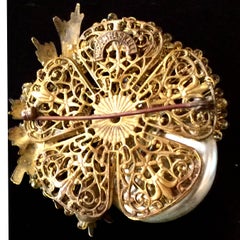 MIRIAM HASKELL Baroque Pearl Seed Bead and Gilt Metal Brooch/Pin