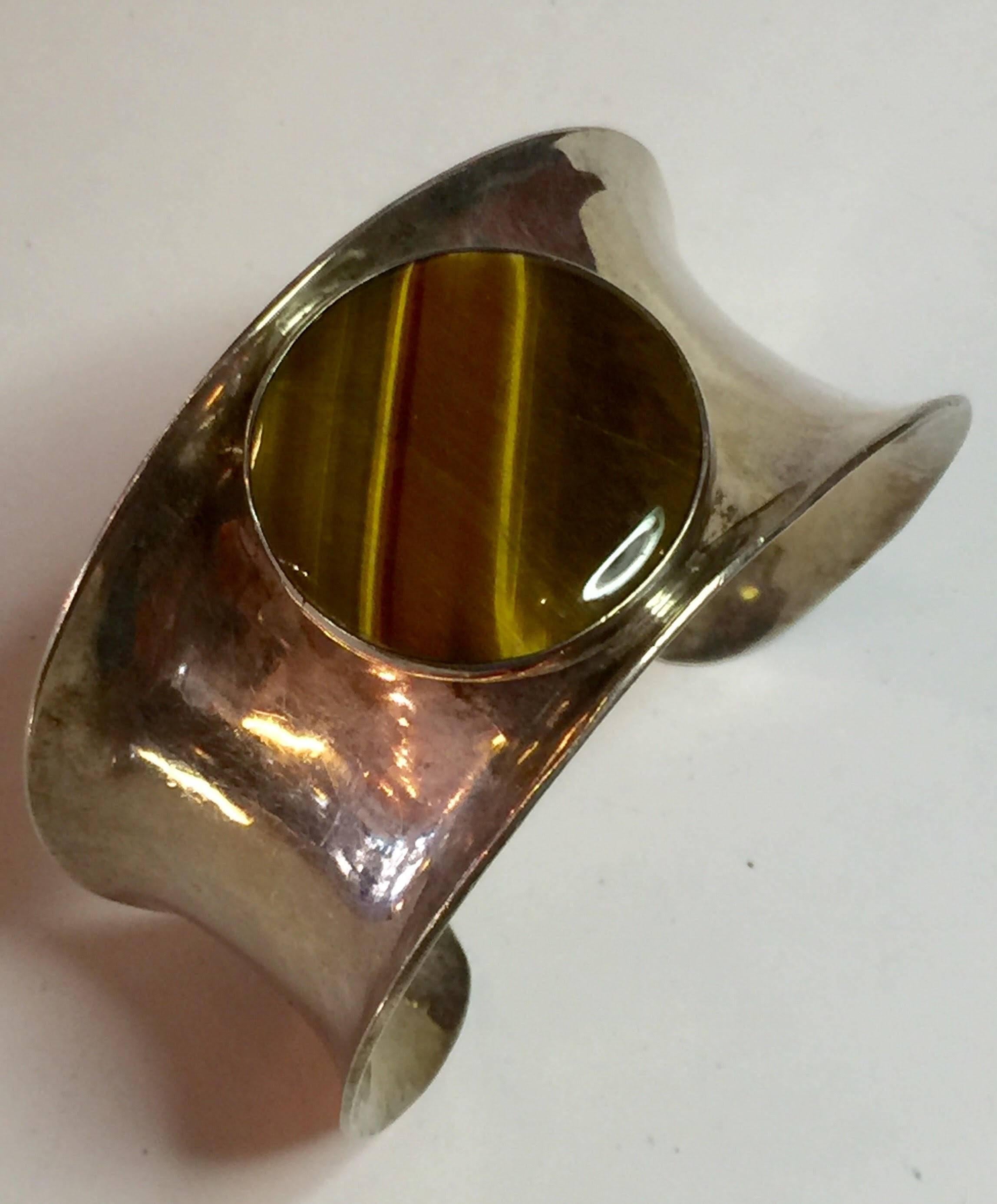 Modernist Fortina MOTA Mexican Sterling and Tiger Eye Moderne Cuff Clamp Bracelet For Sale