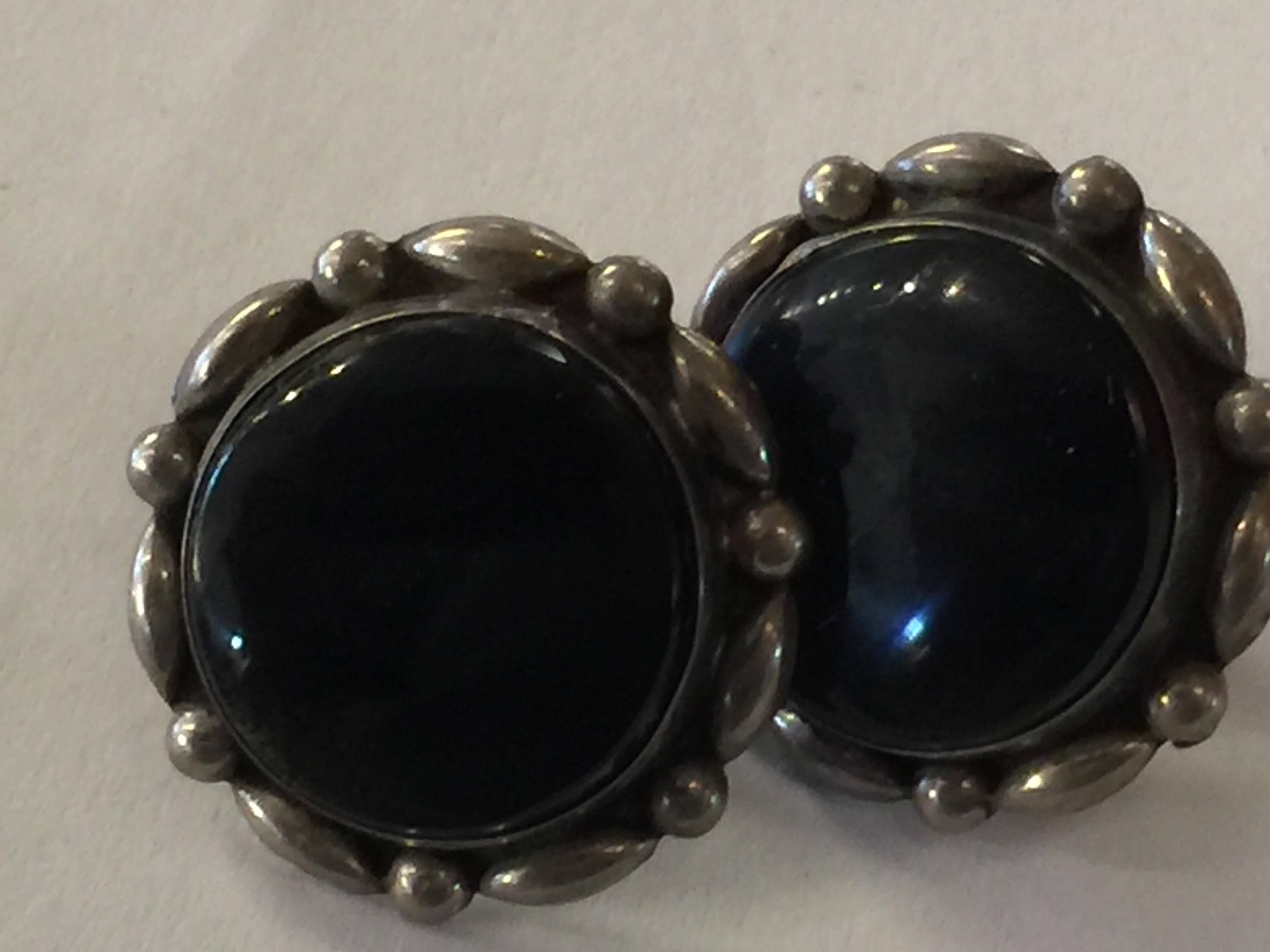 Mexican Sterling LEY Onyx Round Screwback Earrings For Sale 1