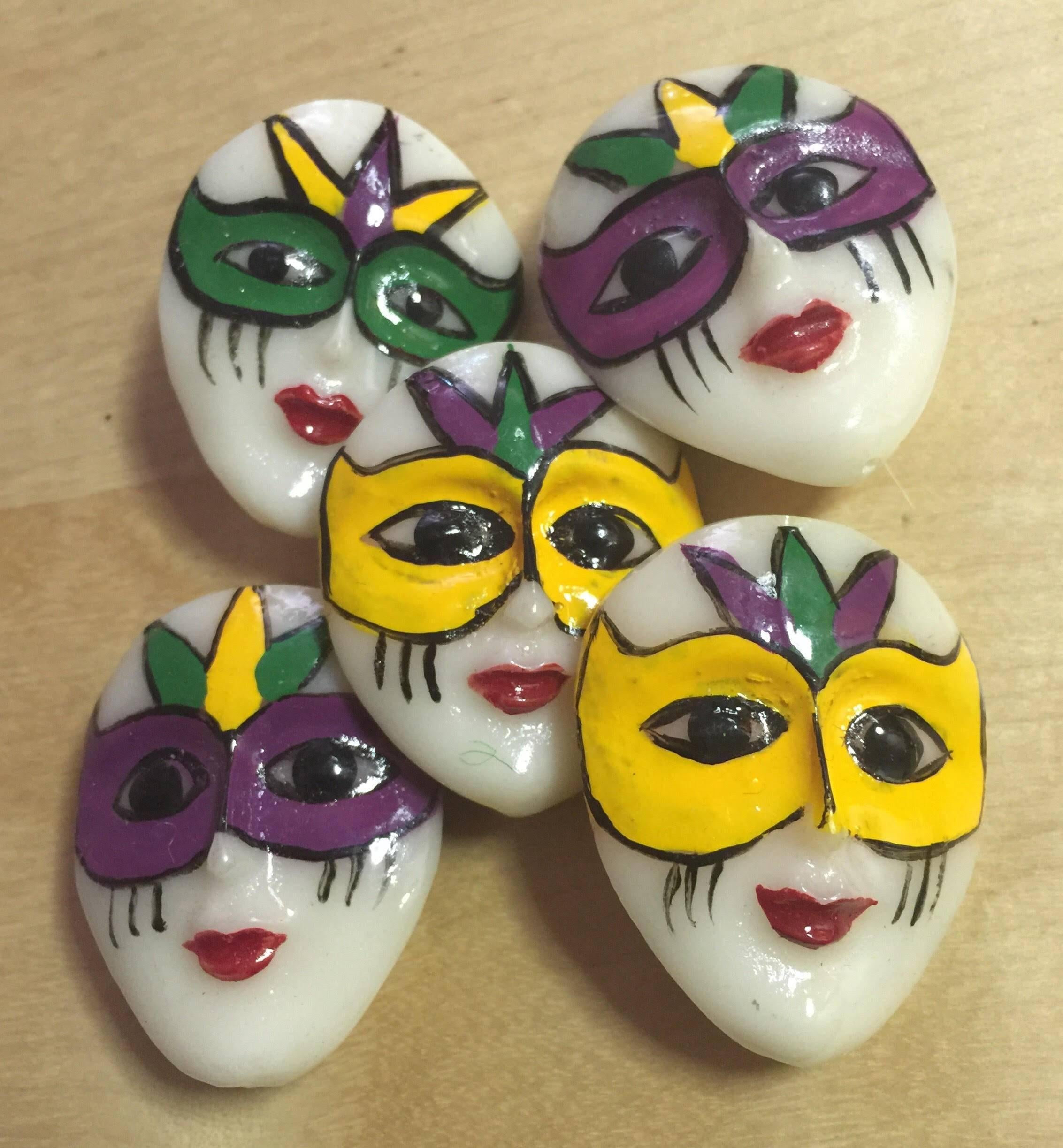 Set of Five (5) Celluloid Coat Buttons 3-D Pierrot Face French For Sale 1