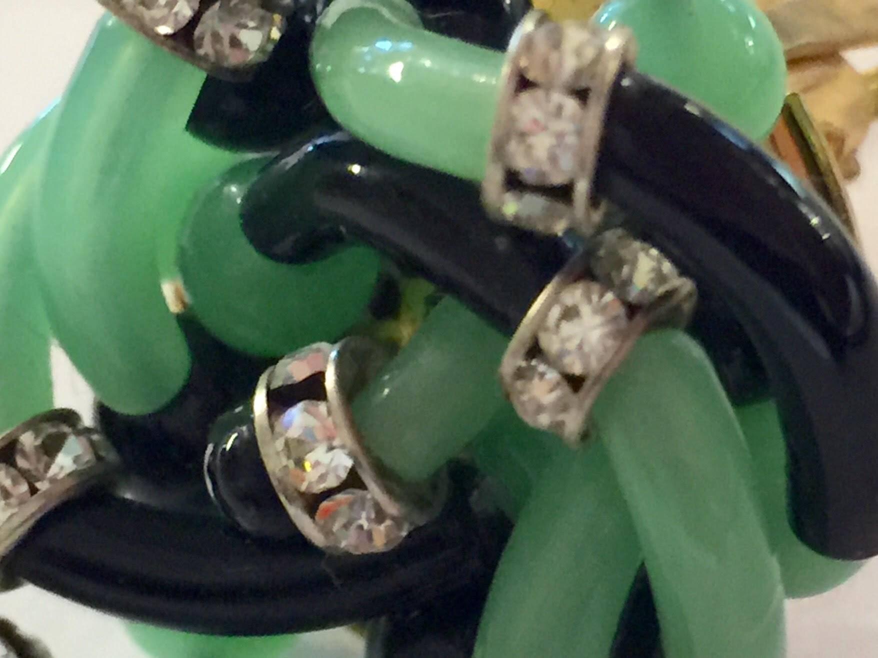 Archimede Seguso for CHANEL Celadon Green Black & Diamante Glass Clip Earrings For Sale 1