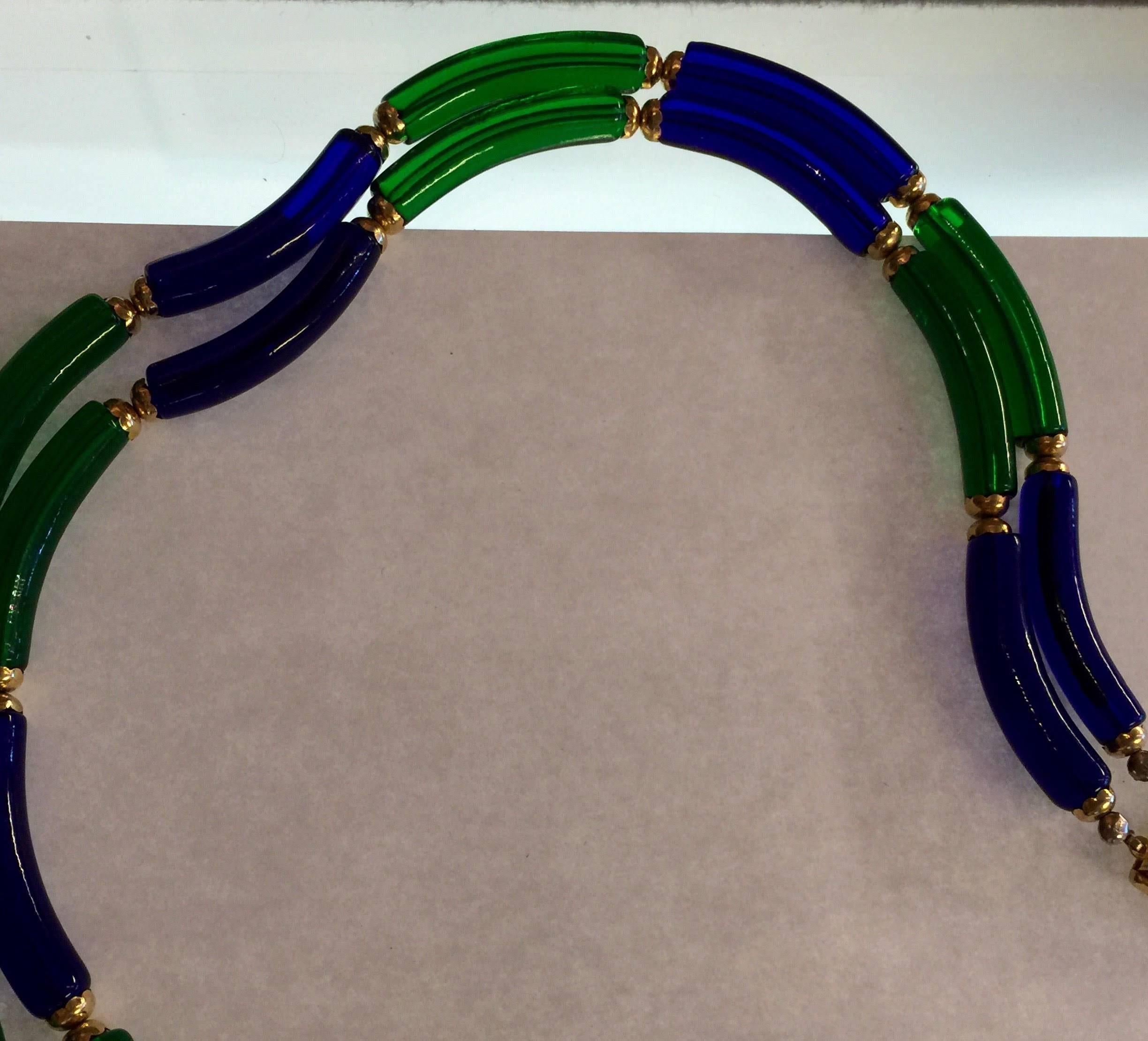 Archimede Seguso for CHANEL Cobalt and Emerald Tubular Glass Art Necklace In Excellent Condition For Sale In Palm Springs, CA