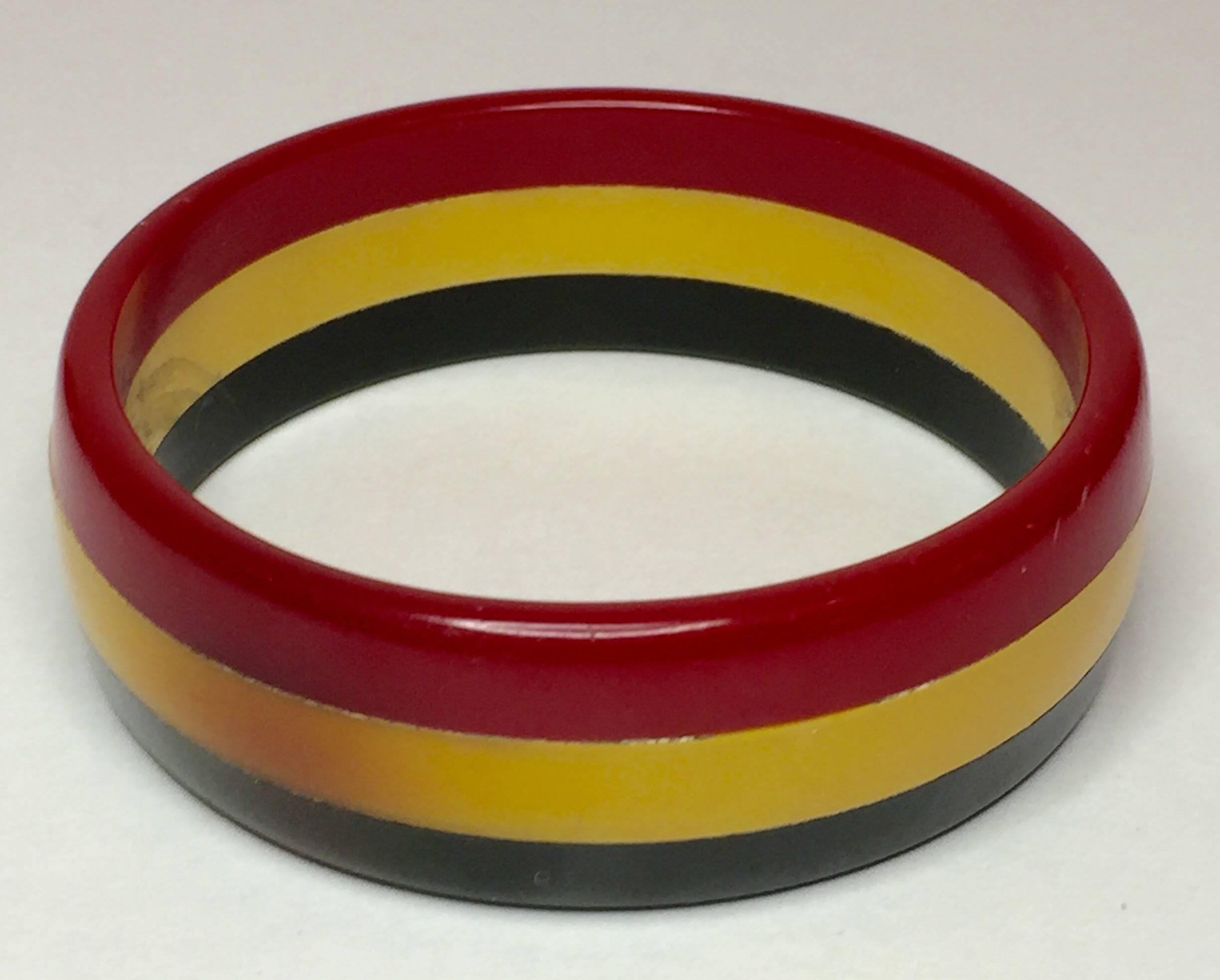 1930's Art Deco Bakelite TRIAD of  (3) Geometric Bangles in Red Cream and Blue For Sale 2