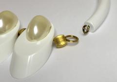 1980's JUDITH HENDLER Acri Gems White Acrylic and Pearl Necklace