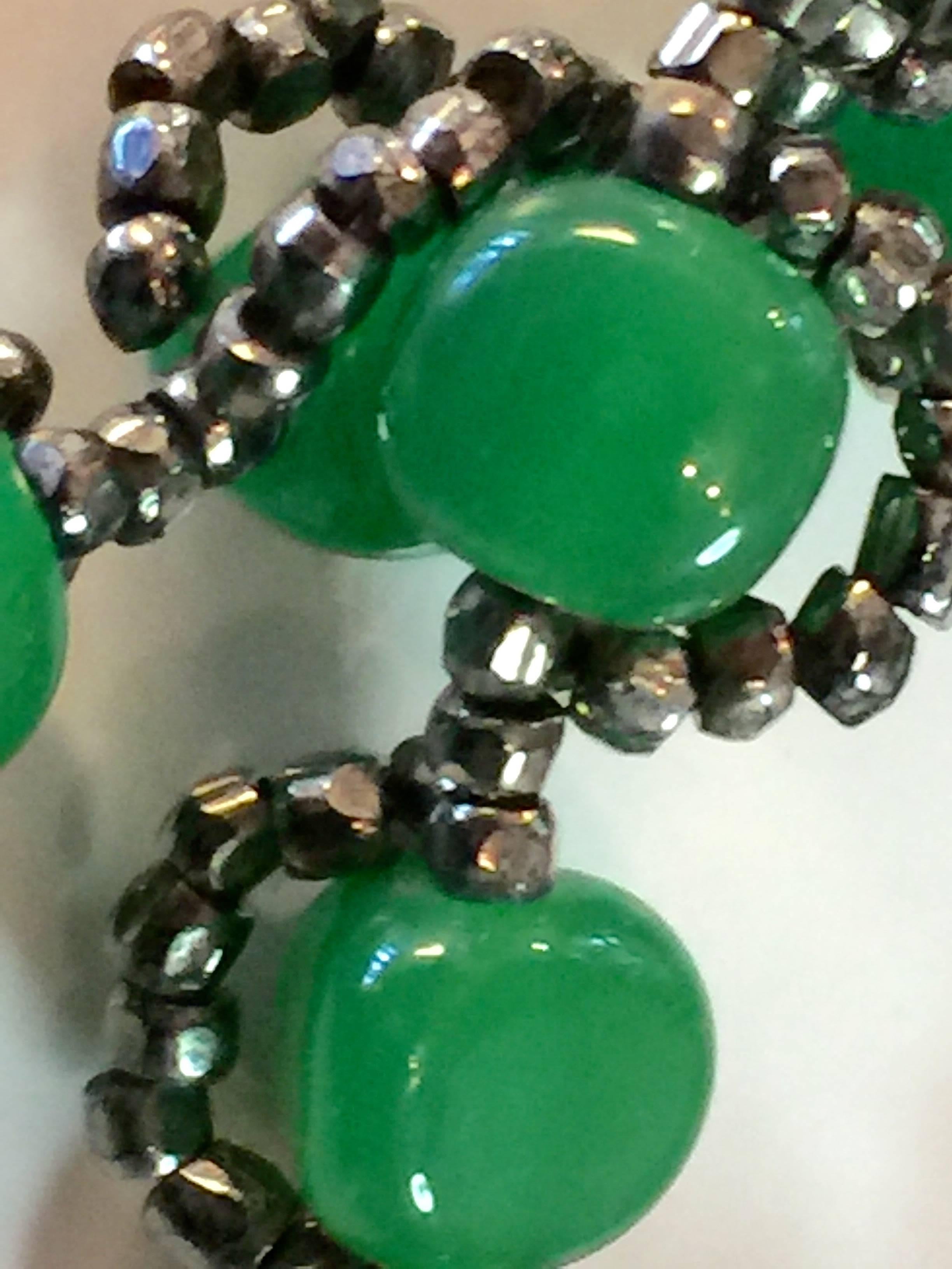 1970's William deLillo Faux Jade and Hematite Seed Bead Necklace In Excellent Condition For Sale In Palm Springs, CA