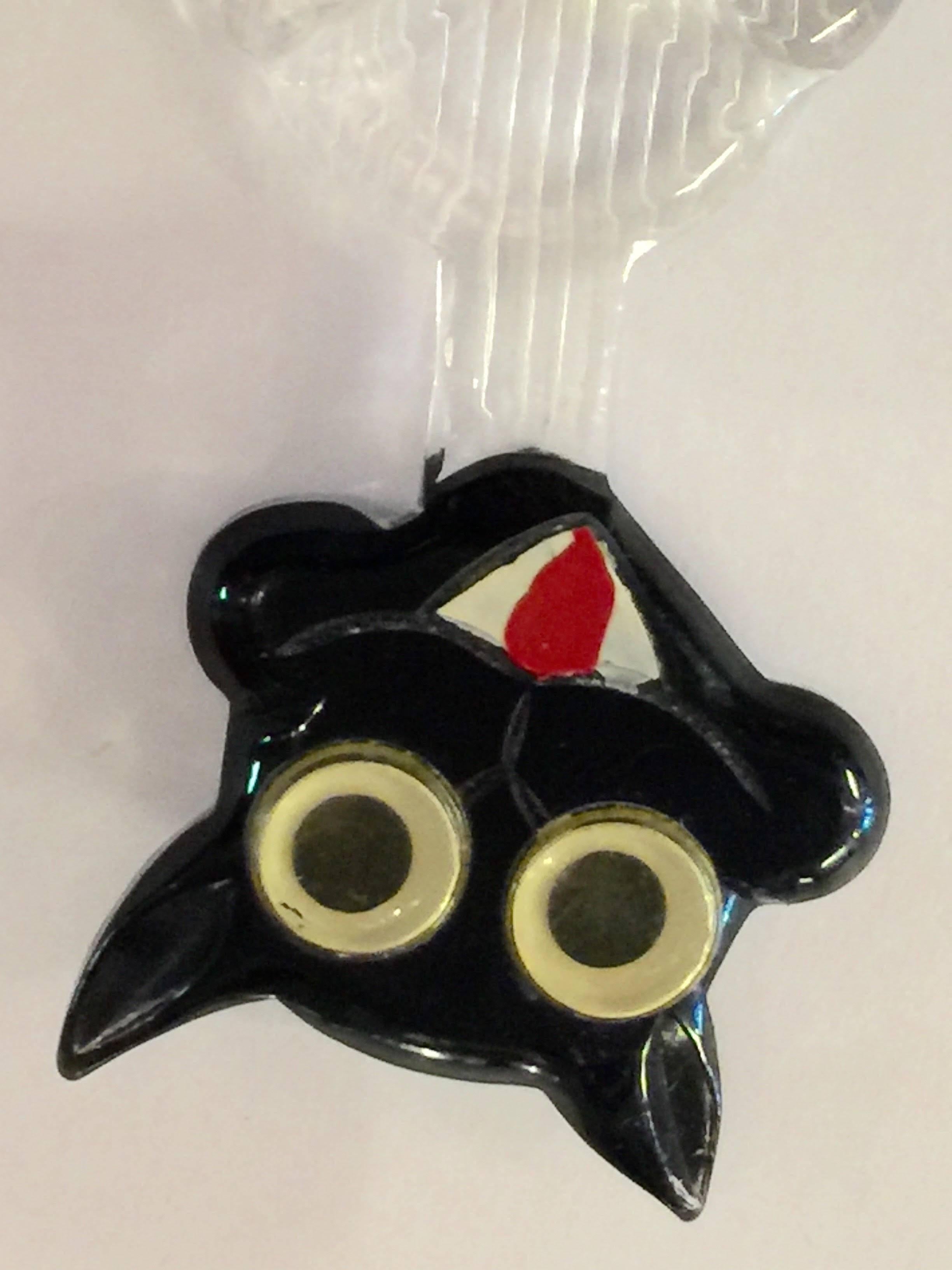 Women's or Men's 1940s Acrylic LUCITE Googly Eyed Cat Pin Brooch For Sale