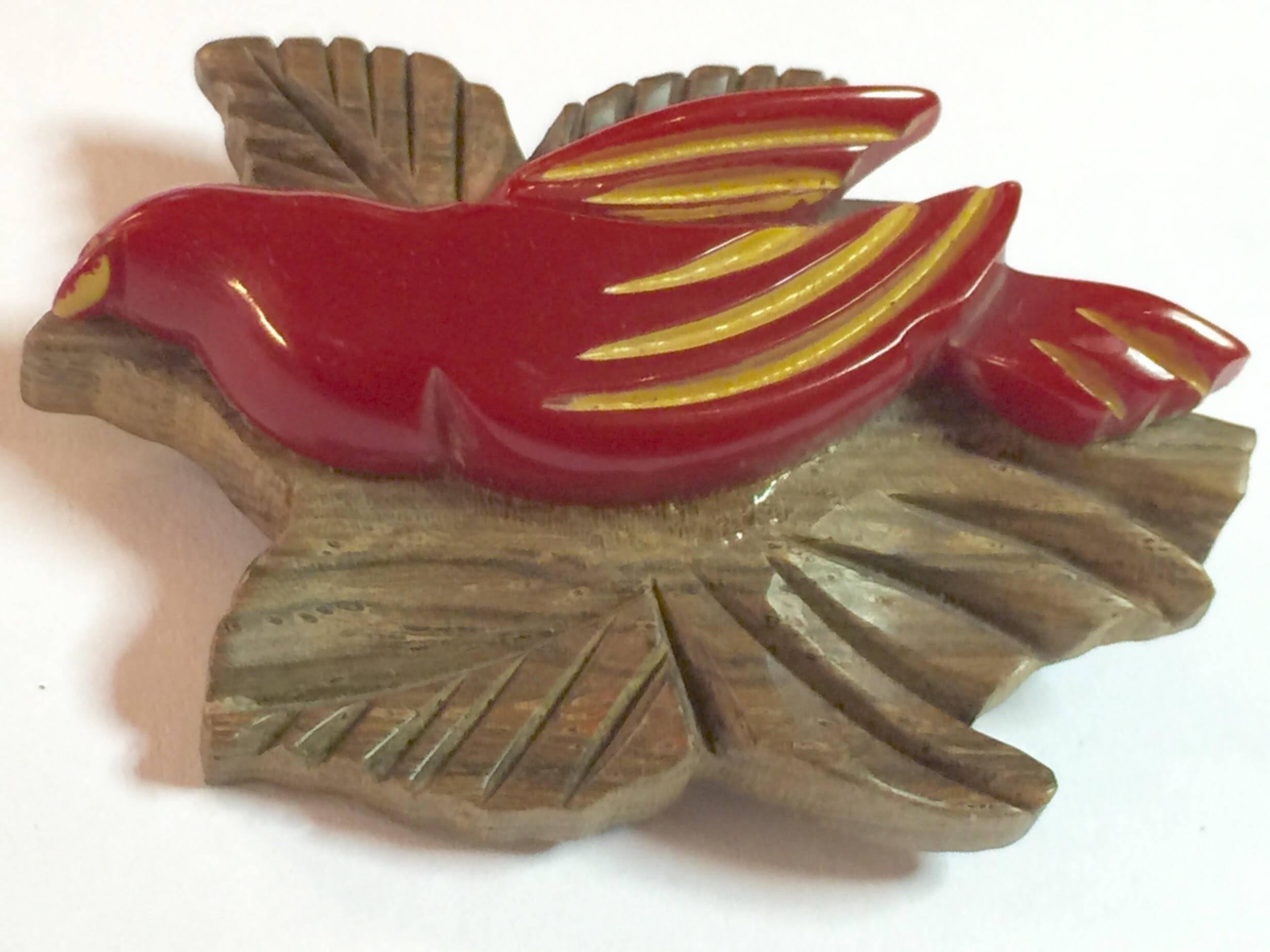 Women's or Men's 1930s Red Bakelite and Wood Laminated and Carved Bird Pin Brooch