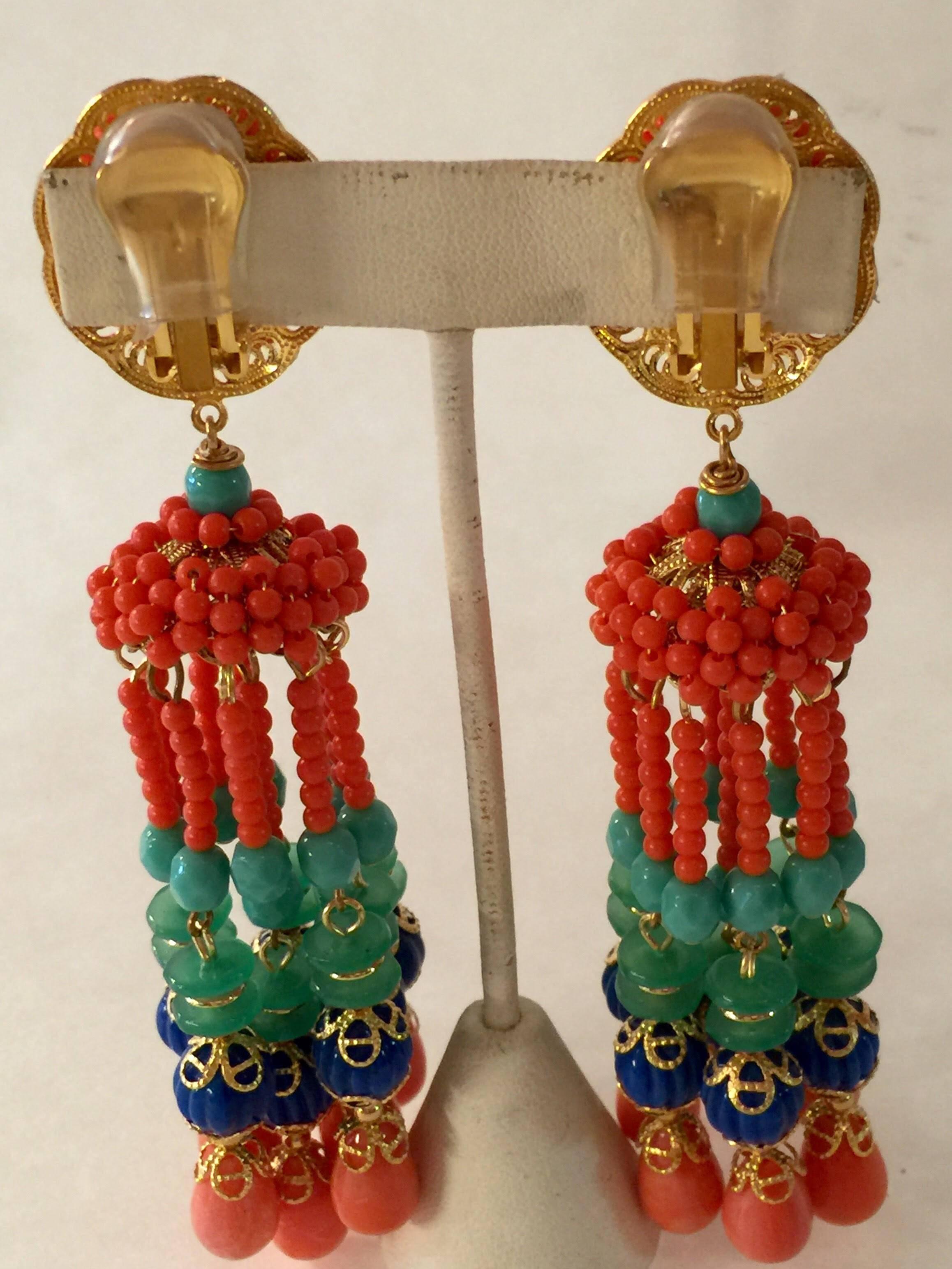 VRBA Vibrant Multicolor Faux Coral Gemstone Mammoth Drop Clip On Earrings In Excellent Condition For Sale In Palm Springs, CA