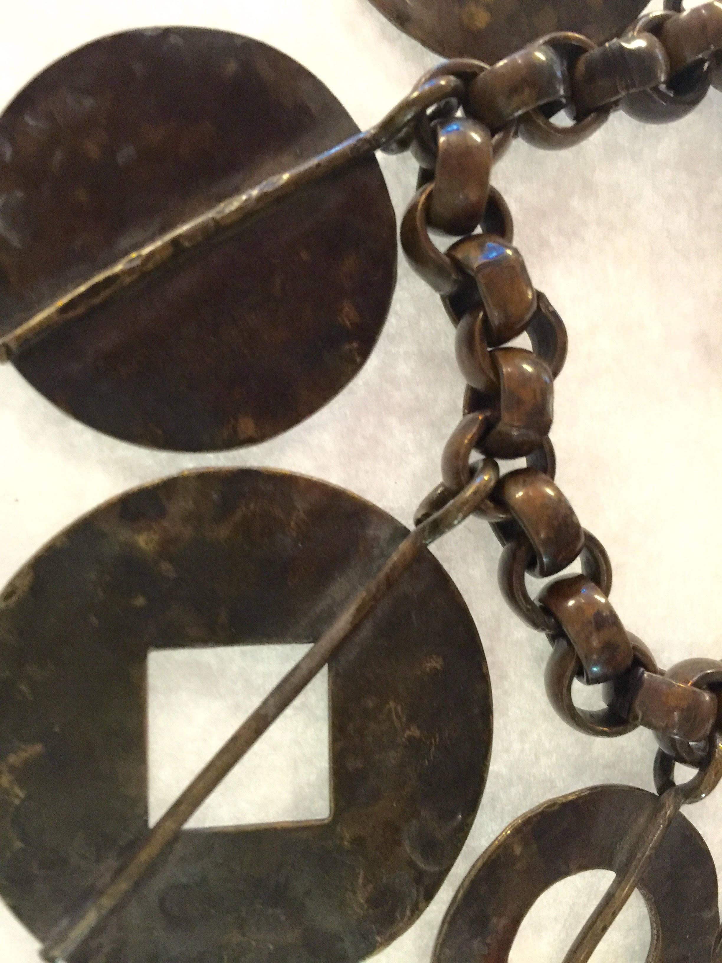 1980s Martha Sturdy Vancouver Bronze Modernist Link Charm Bracelet In Excellent Condition For Sale In Palm Springs, CA