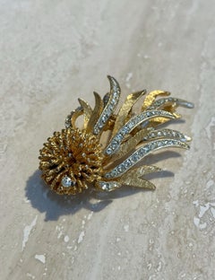 Broche vintage avec strass