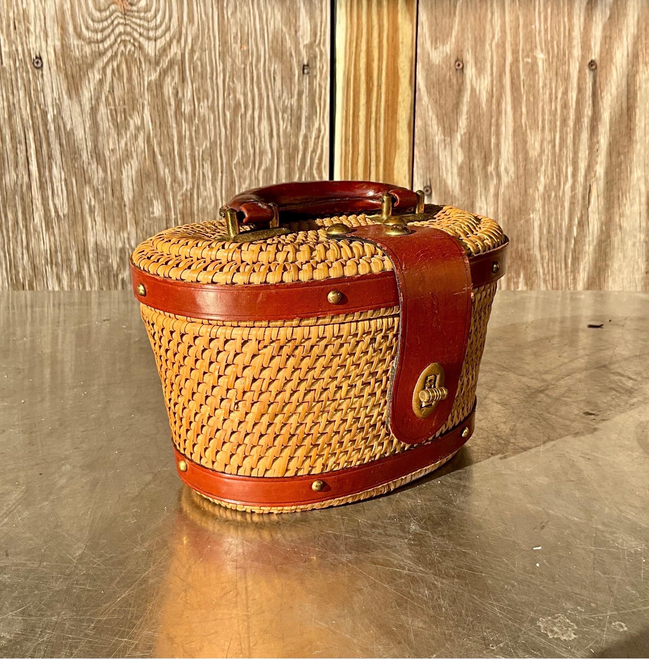 Brown Vintage Nantucket Rattan Basket Bucket Bag For Sale