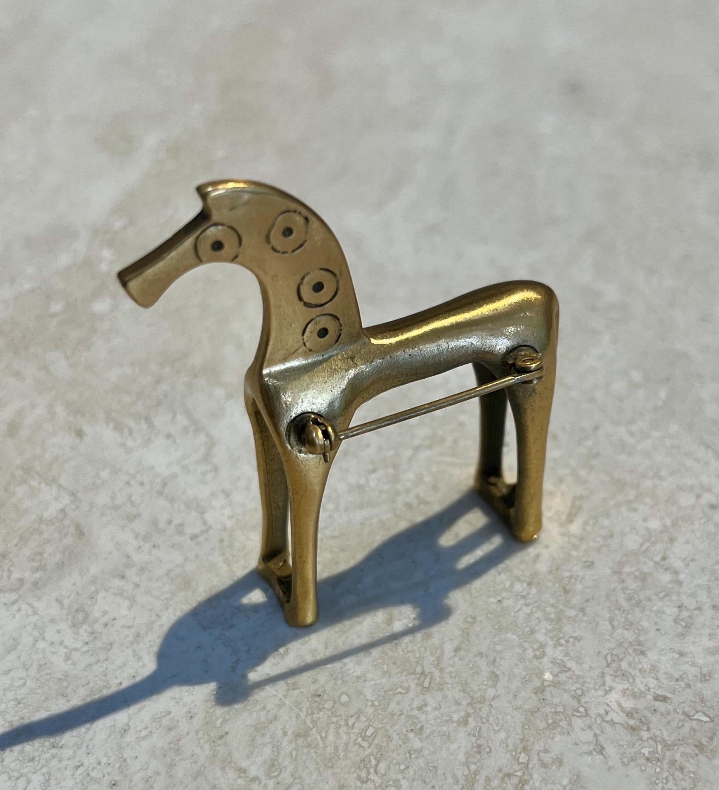 Vintage Gold Pewter Modernist Horse Brooch For Sale 1