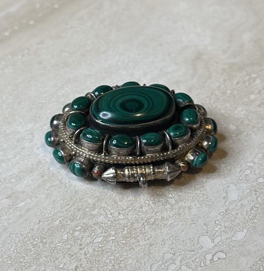 Art Déco Ciondolo in malachite vintage in vendita