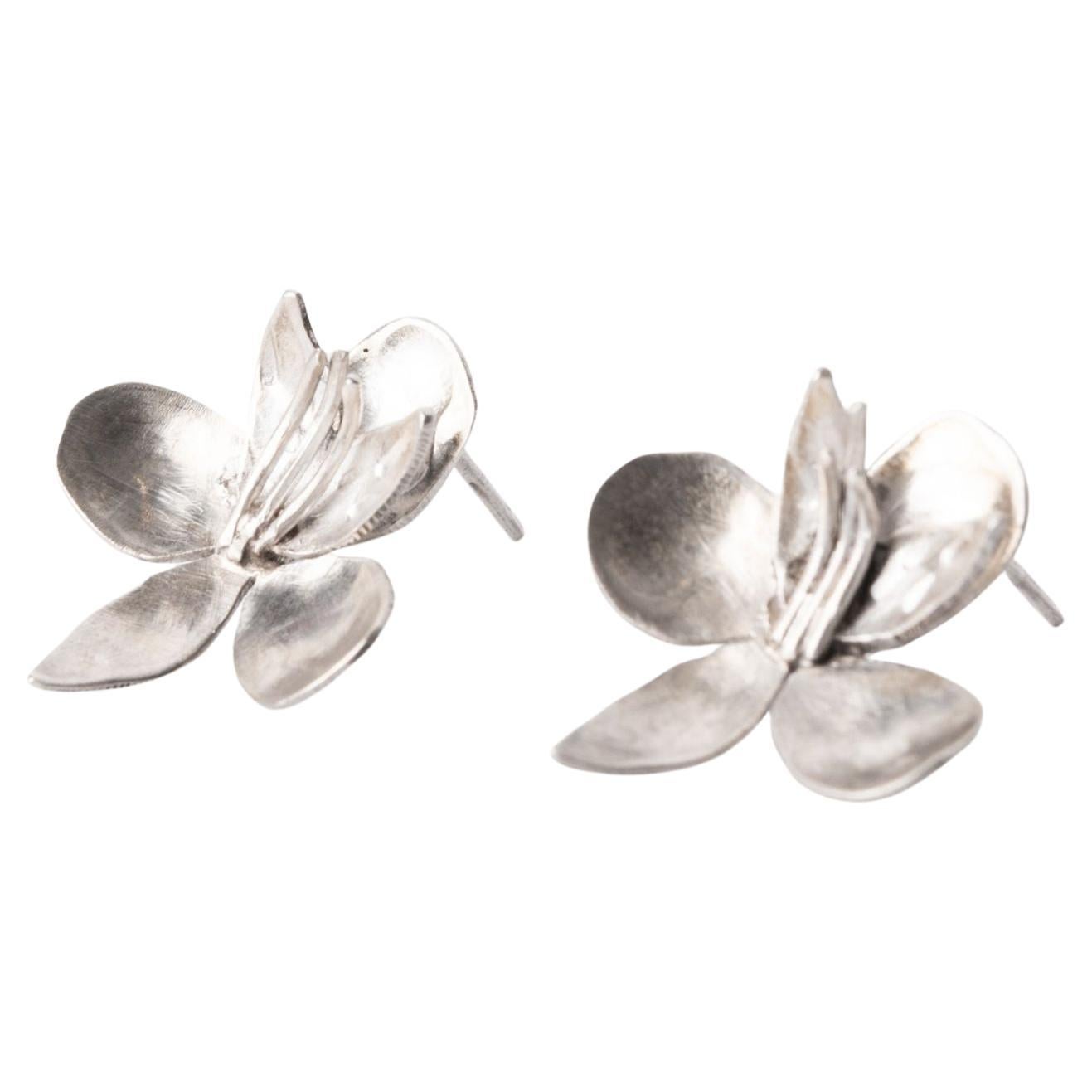 Orecchini a fiore Dolores Ortega Amancay in argento sterling