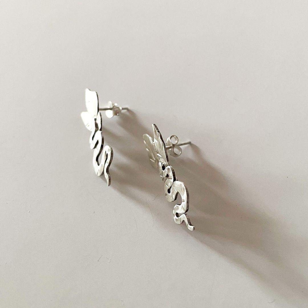 Dolores Ortega - Boucles d'oreilles en argent sterling faites à la main, serpent et feuilles Neuf - En vente à Pigüé, AR