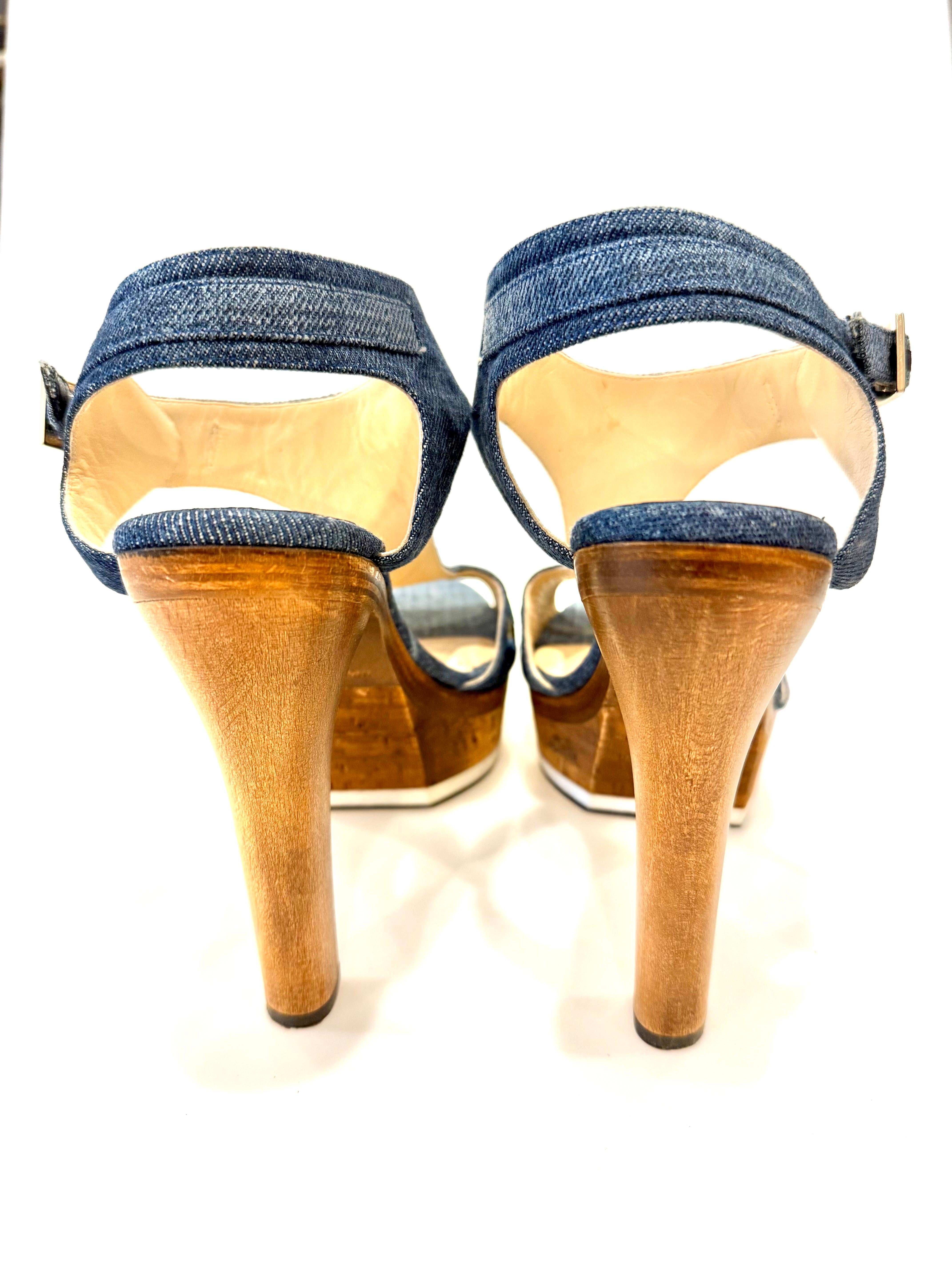 Jimmy Choo - Mules con zeppa in denim ricamato  Taglia 39 in vendita 5
