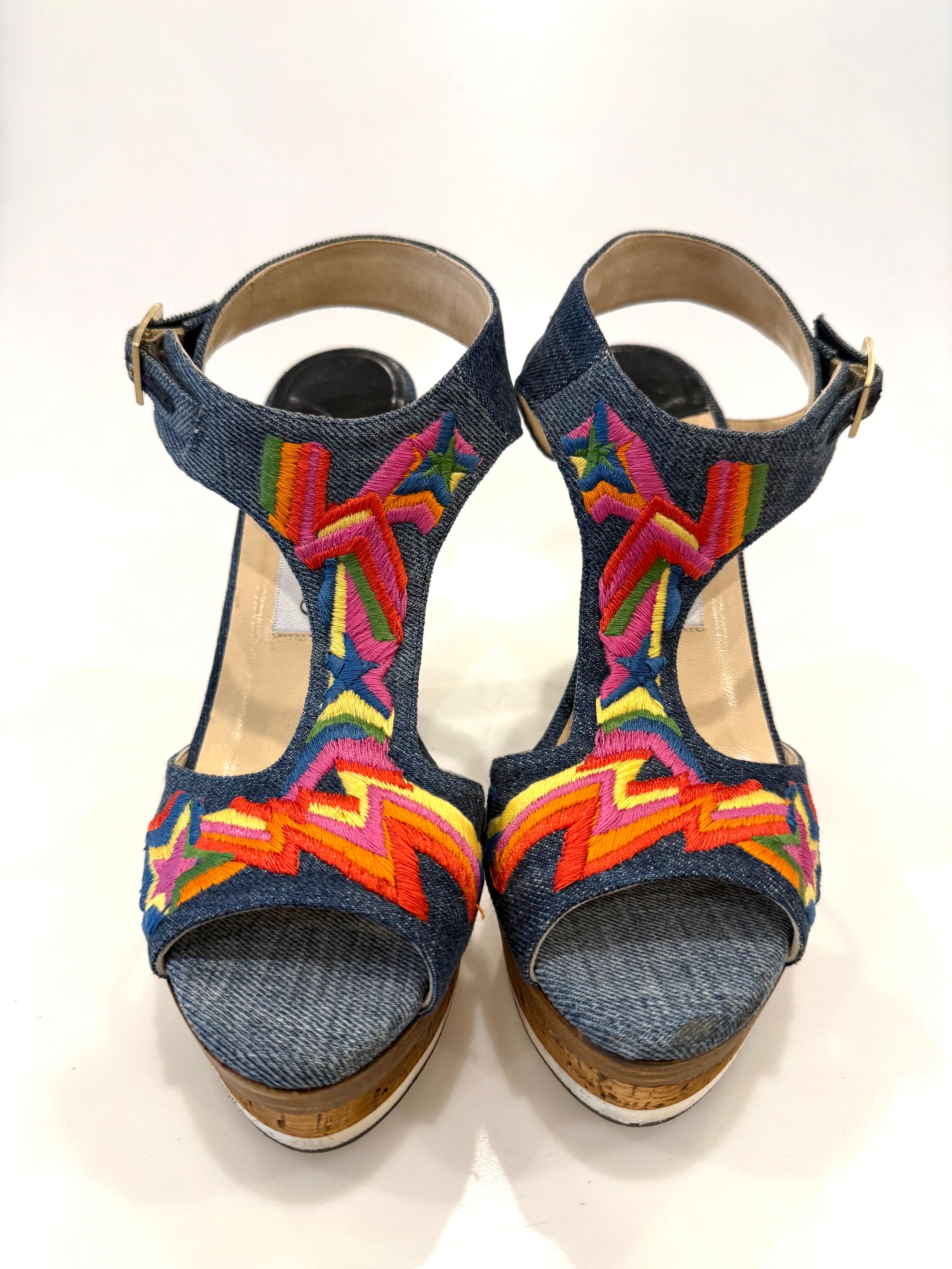 Donna Jimmy Choo - Mules con zeppa in denim ricamato  Taglia 39 in vendita