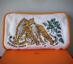 HERMÈS - Bolso de mano vintage de Robert Dallet, con leopardos bordados, 29 x 17 cm