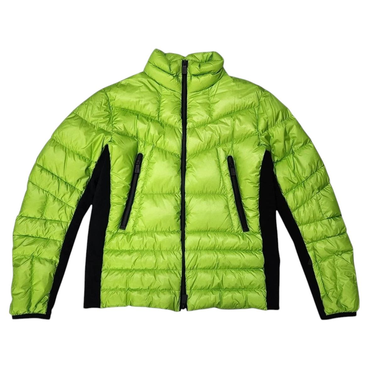 Moncler Grenoble Canmore Down Jacket Men’s Citrus Green Size 4 XL - NWT For Sale