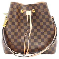 Borsa a tracolla Louis Vuitton Neonoe MM Damier Ebene con ciondolo, colore menta - Di seconda mano