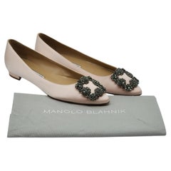 Manolo Blahnik Hangisiflat Jewel Buckle Ballet Flats Light Pink EU 35 US 5 - New
