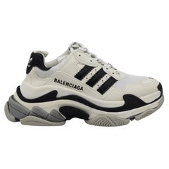 Balenciaga x Adidas Triple S LIMITED EDITION Sneakers White EU 35 US 5 - NWOB