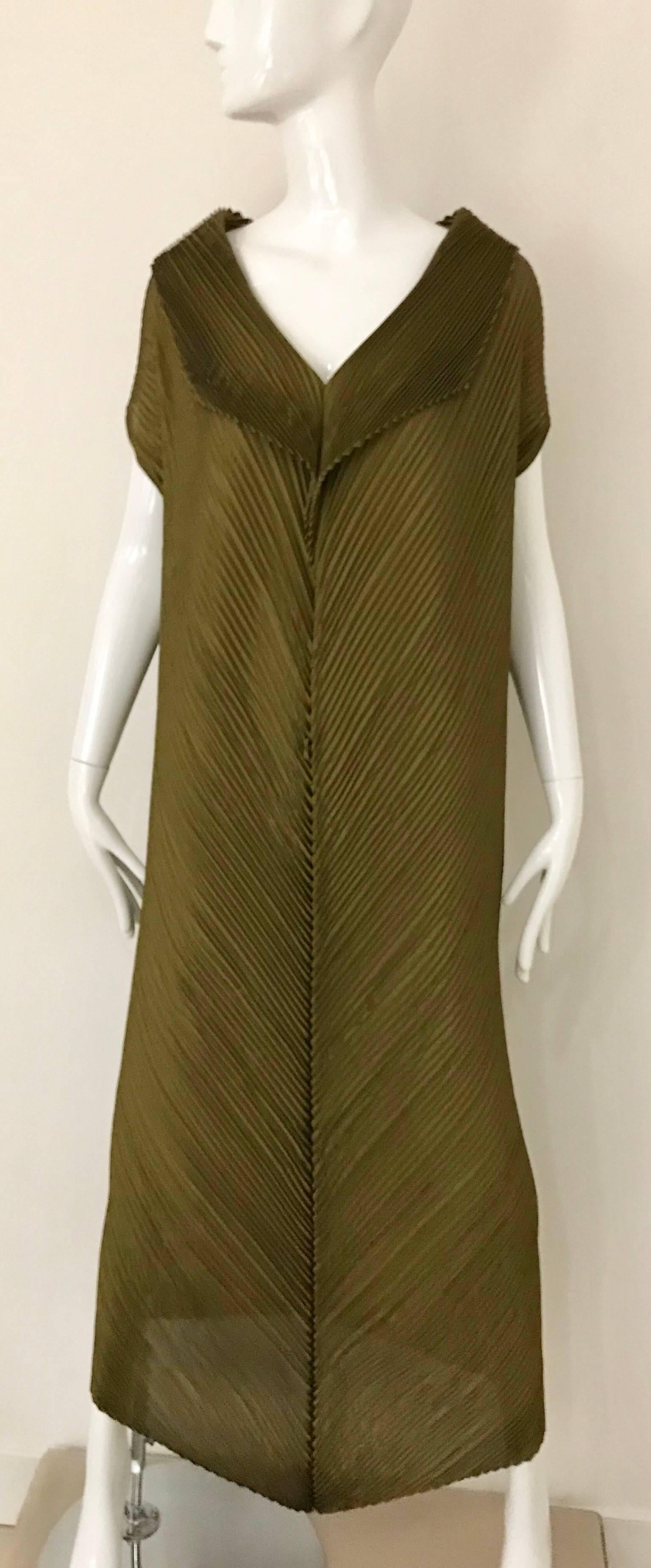 Women's Vintage ISSEY MIYAKE Metallic Green Pleats Dress