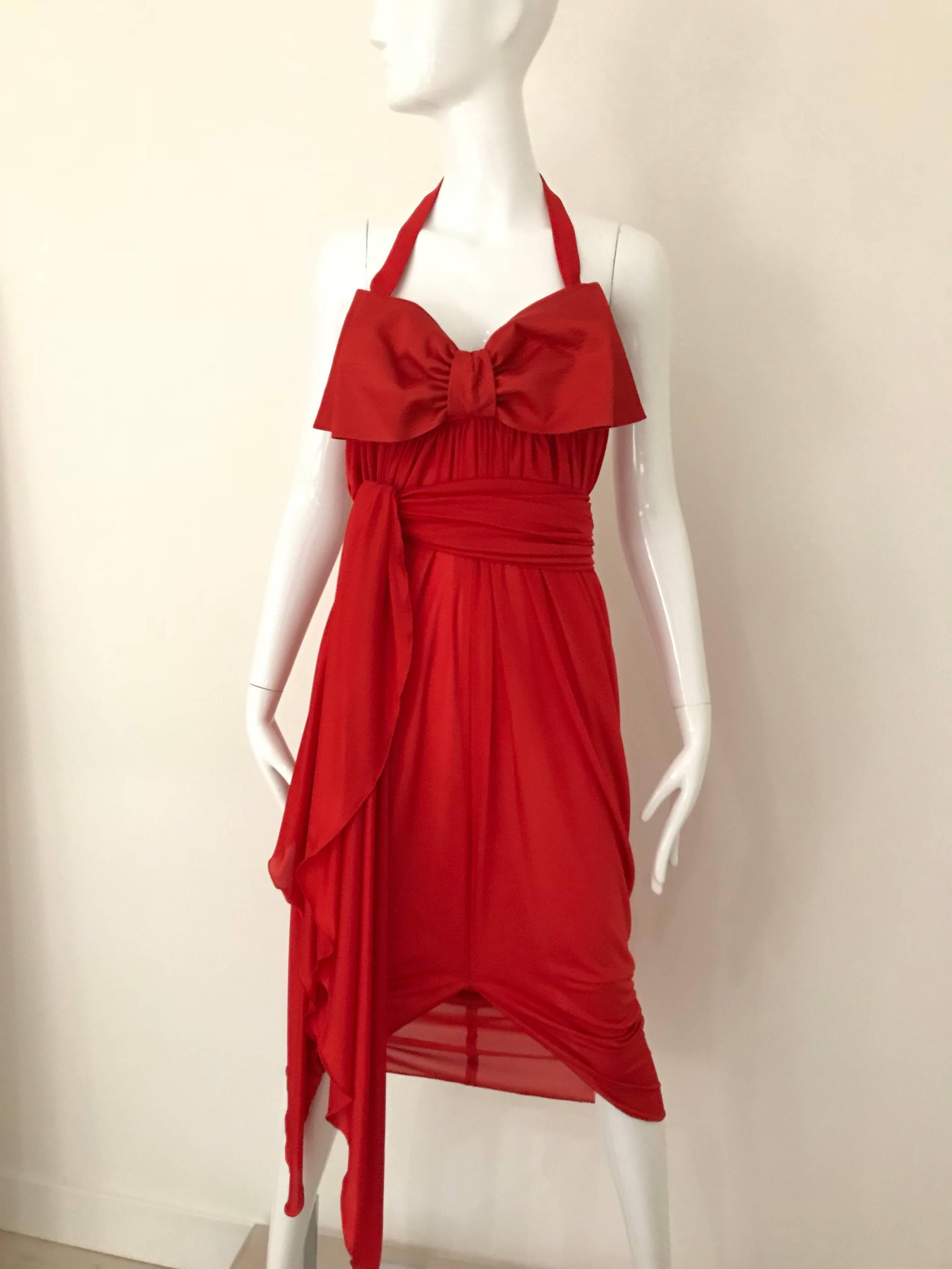 1990er Hall Ludlow Rotes Vintage-Halterkleid aus Jersey mit Schal im Angebot 4