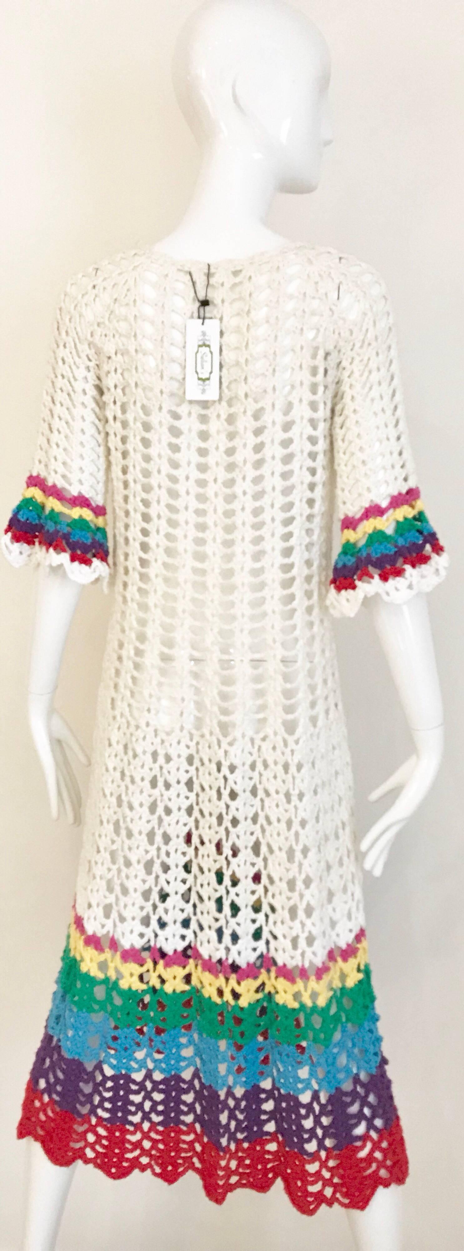 1970s White Cotton Crochet summer  Coat  In Good Condition In Beverly Hills, CA