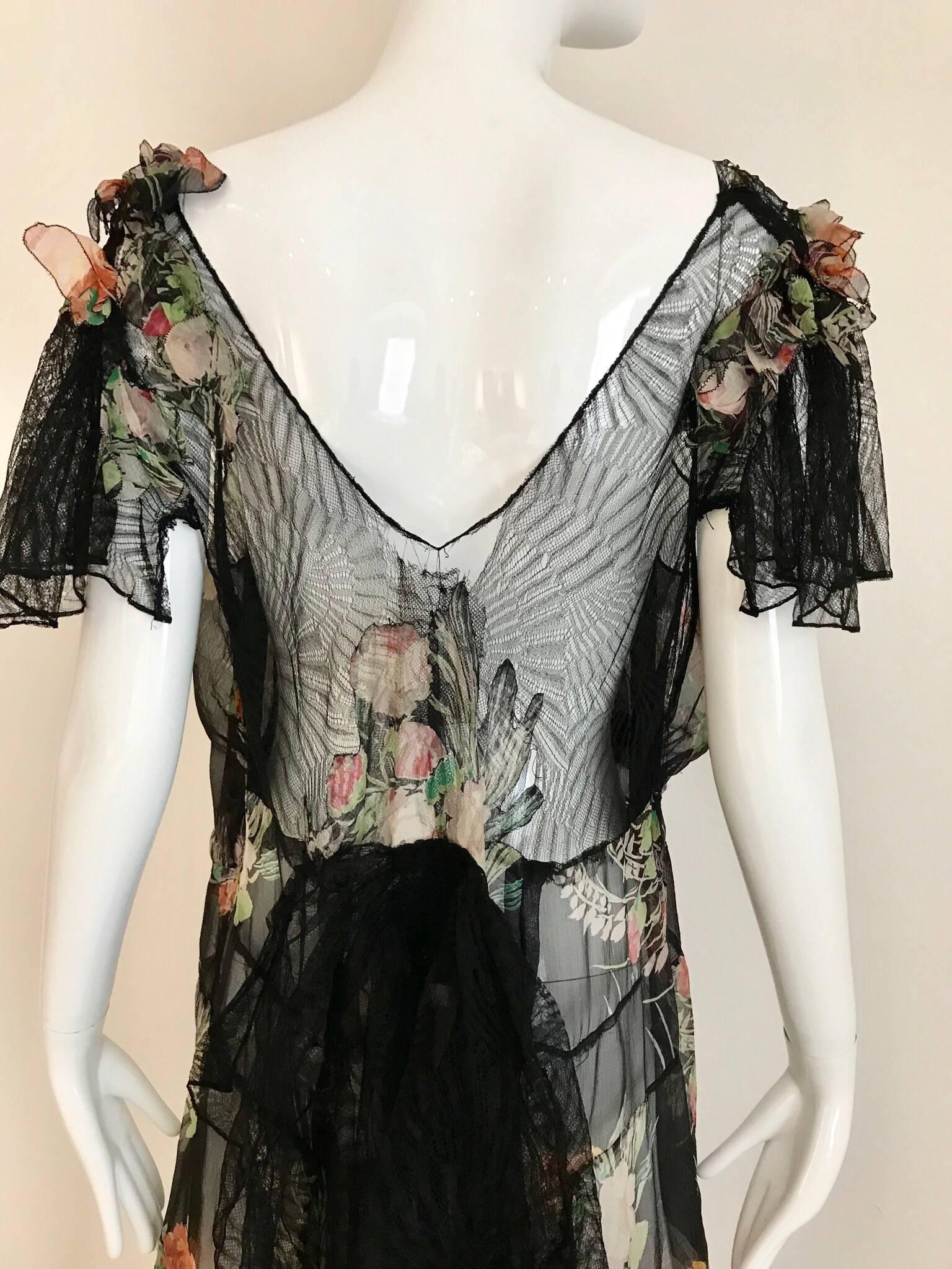  Floral Print Silk and Lace Gown, 1930s  In Fair Condition In Beverly Hills, CA