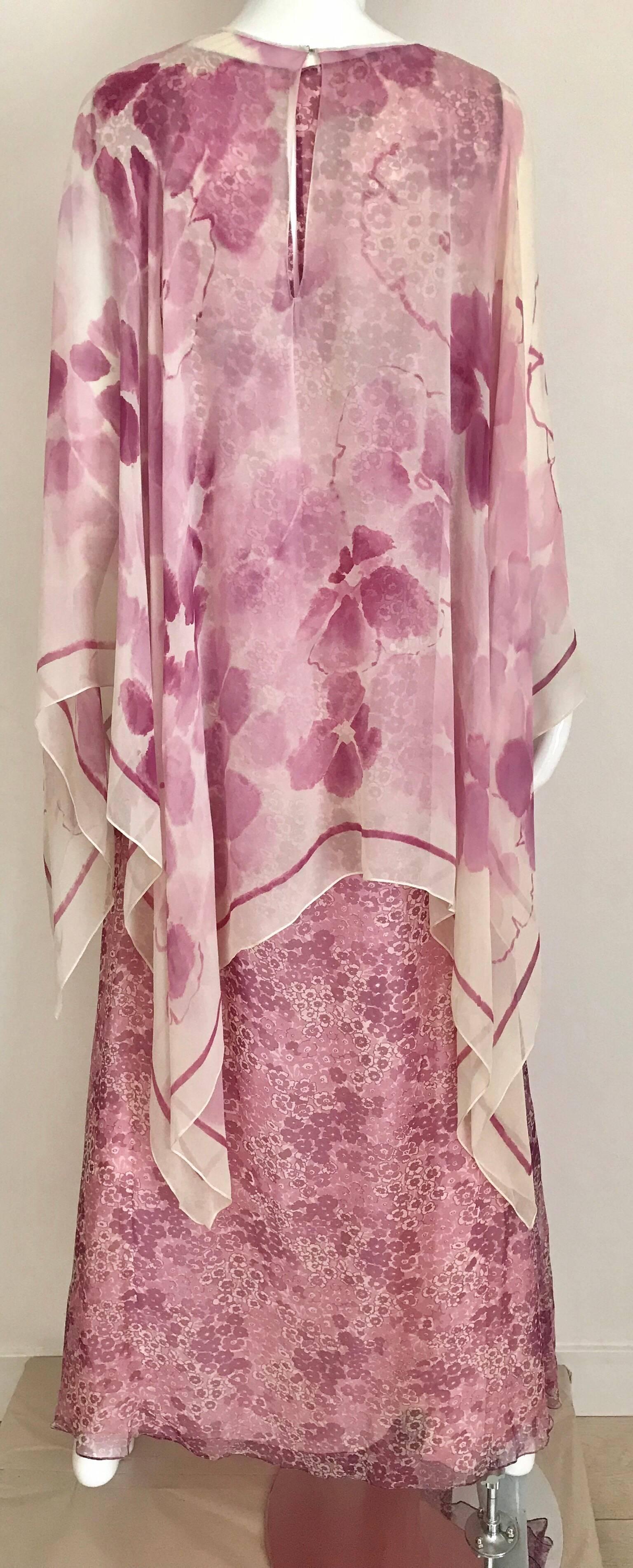 Women's Oscar De La Renta Pink Floral Print  Dress, 1970s  For Sale