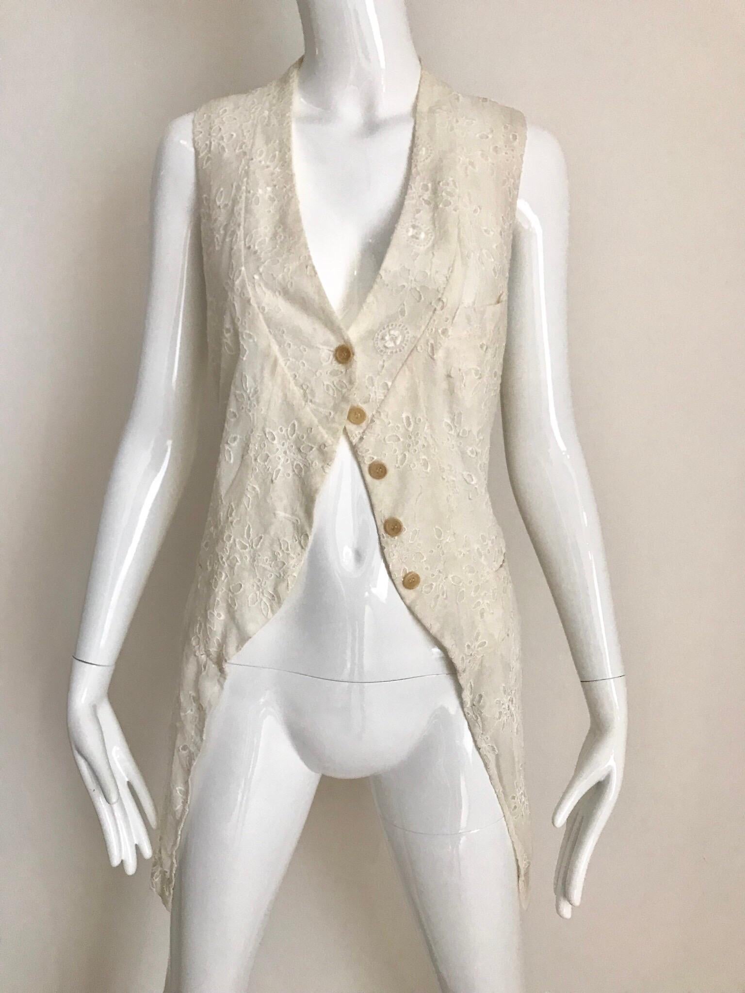 Ann Demeleumesteer Creme Eyelet Silk Vest In Excellent Condition For Sale In Beverly Hills, CA