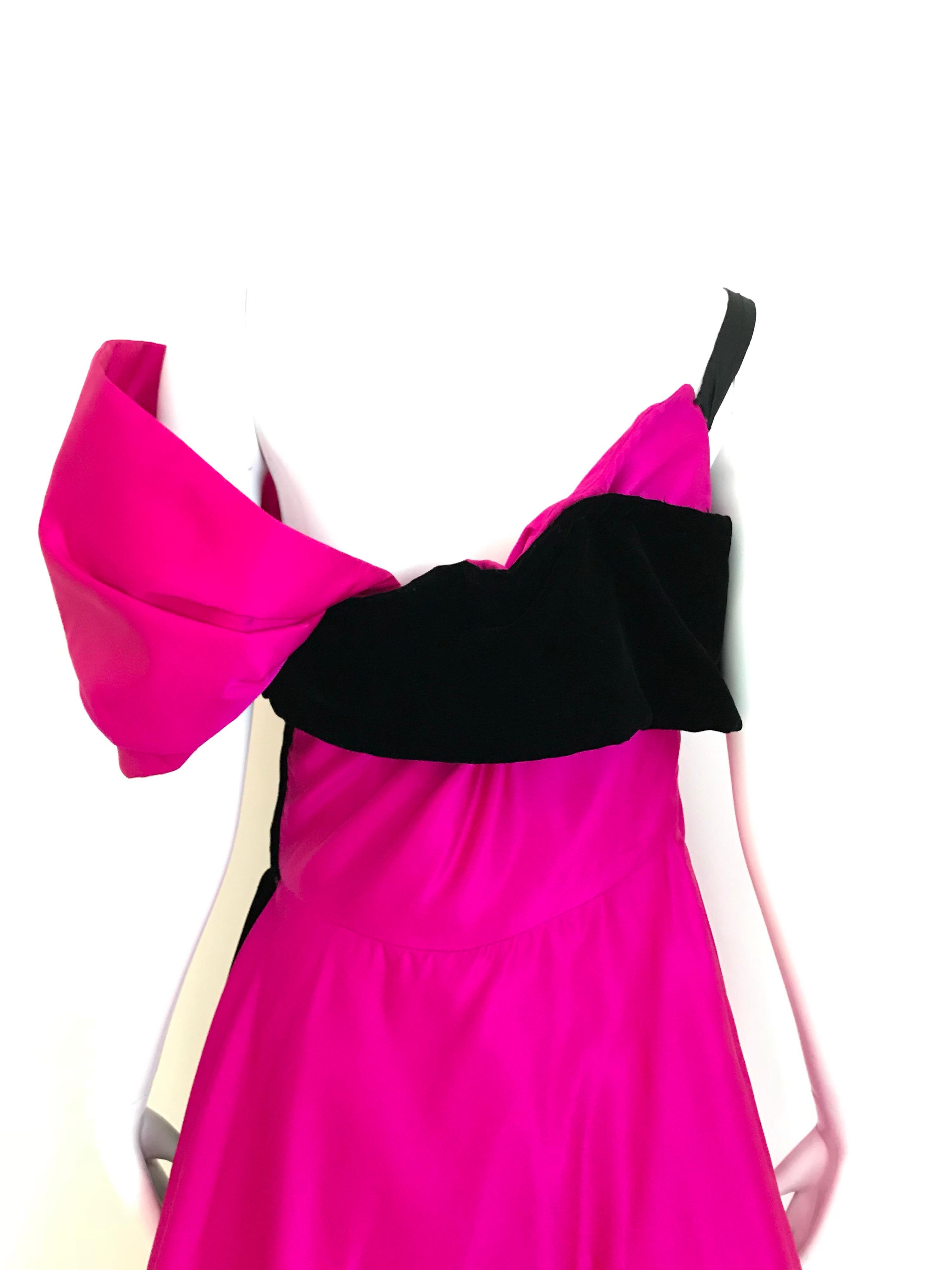 Vintage Scaasi Silk Hot Pink and Black Velvet Gown In Excellent Condition In Beverly Hills, CA