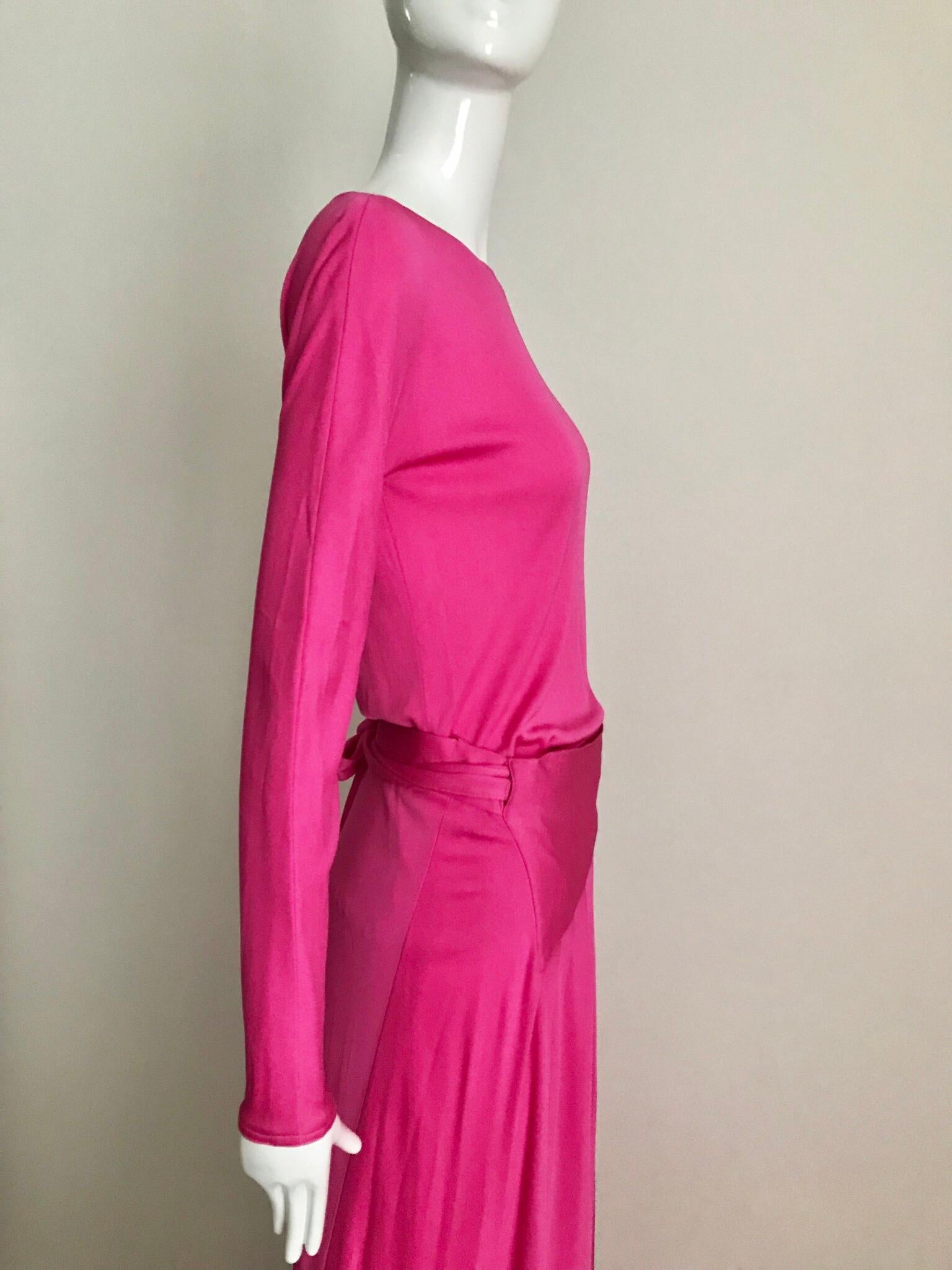 Vintage Geoffrey Beene Hot Pink Matte Jersey Blouse Skirt Set In Excellent Condition For Sale In Beverly Hills, CA