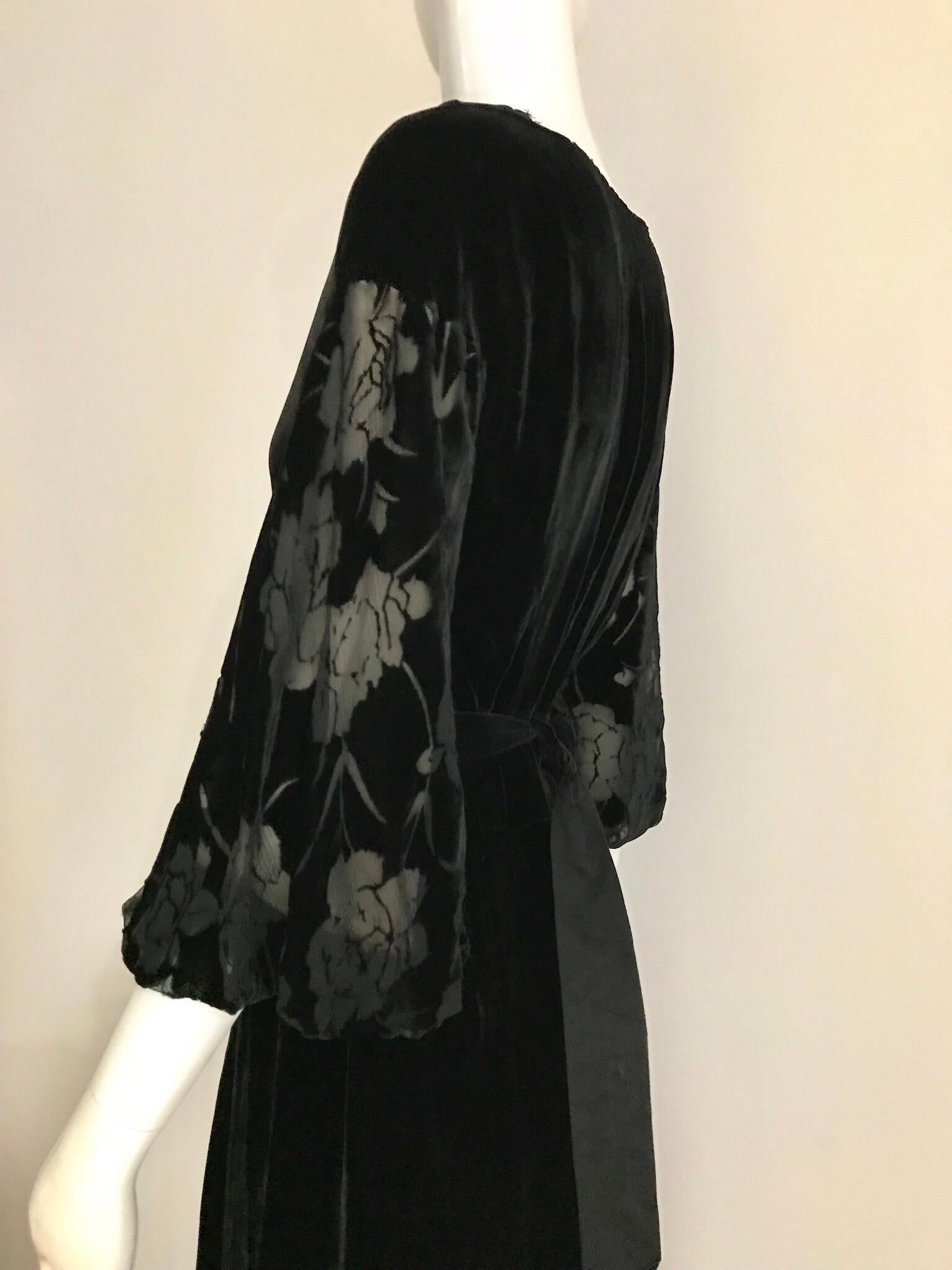 1930s  Black Velvet Gown For Sale 1
